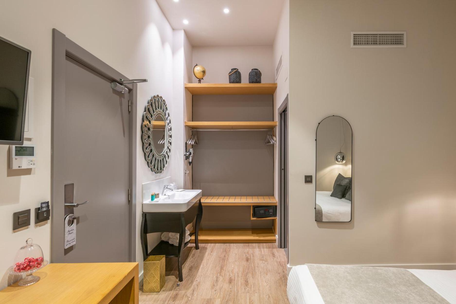 Basic Double Room