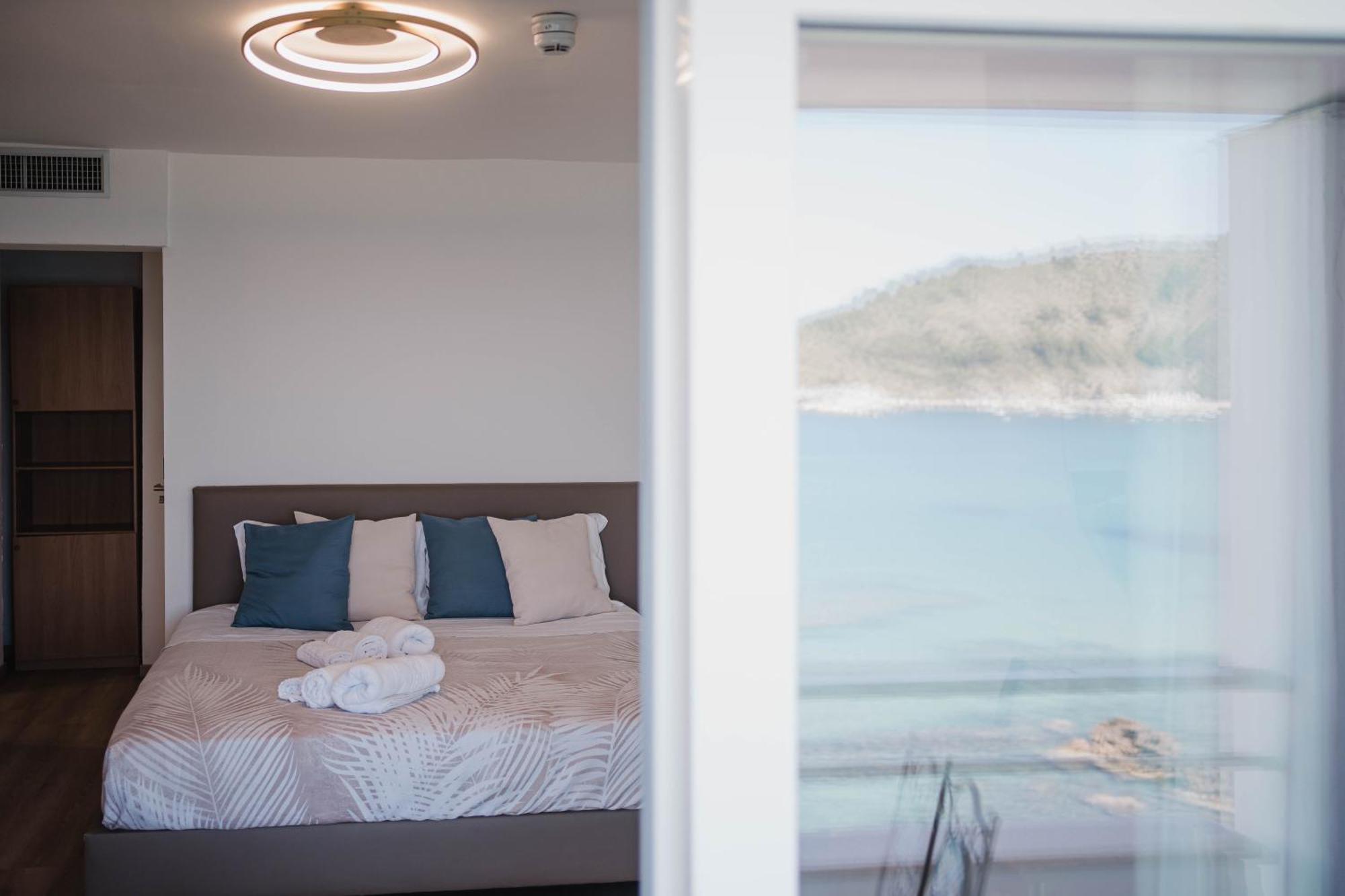 Double Room with Sea View,1670960656:JPEG