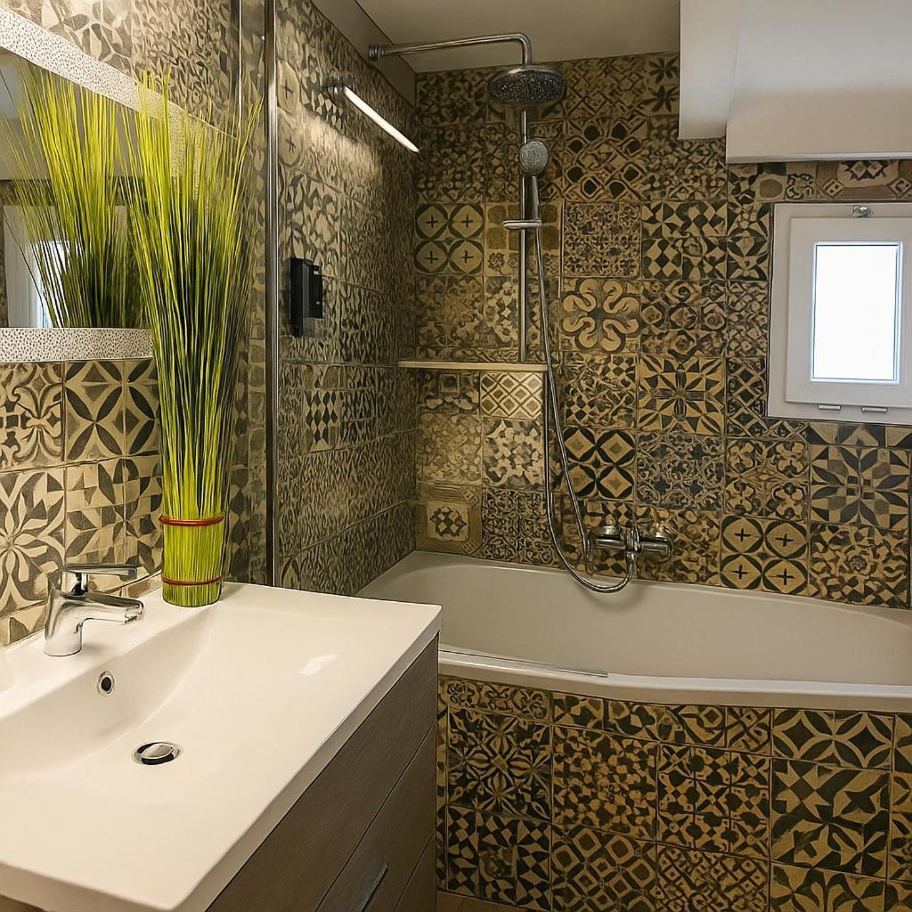 Connecting Rooms heated swimming pool access
