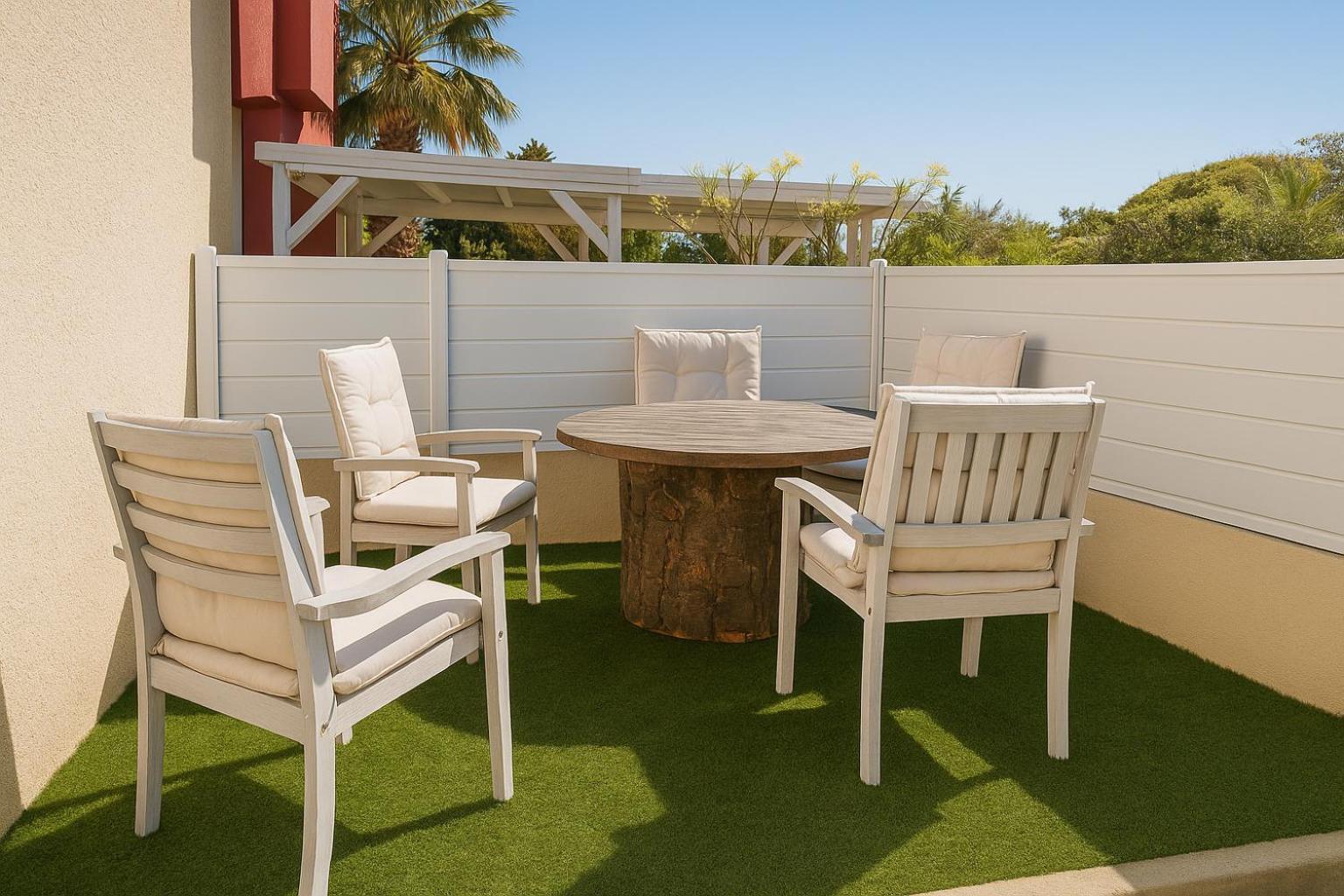 Junior Suite Terrace heated swimming pool access