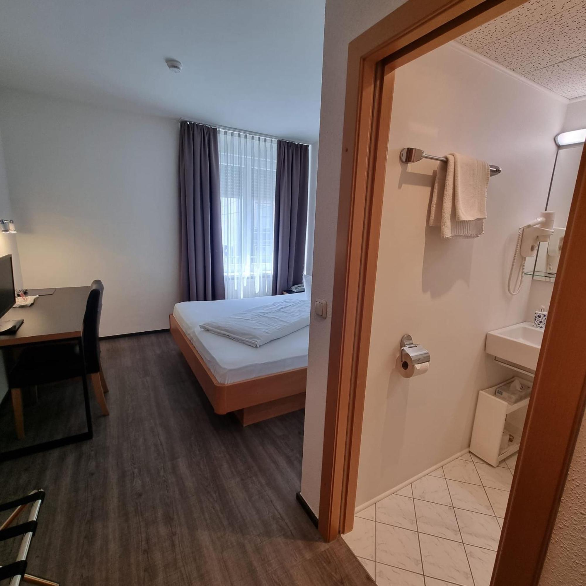 Single Room