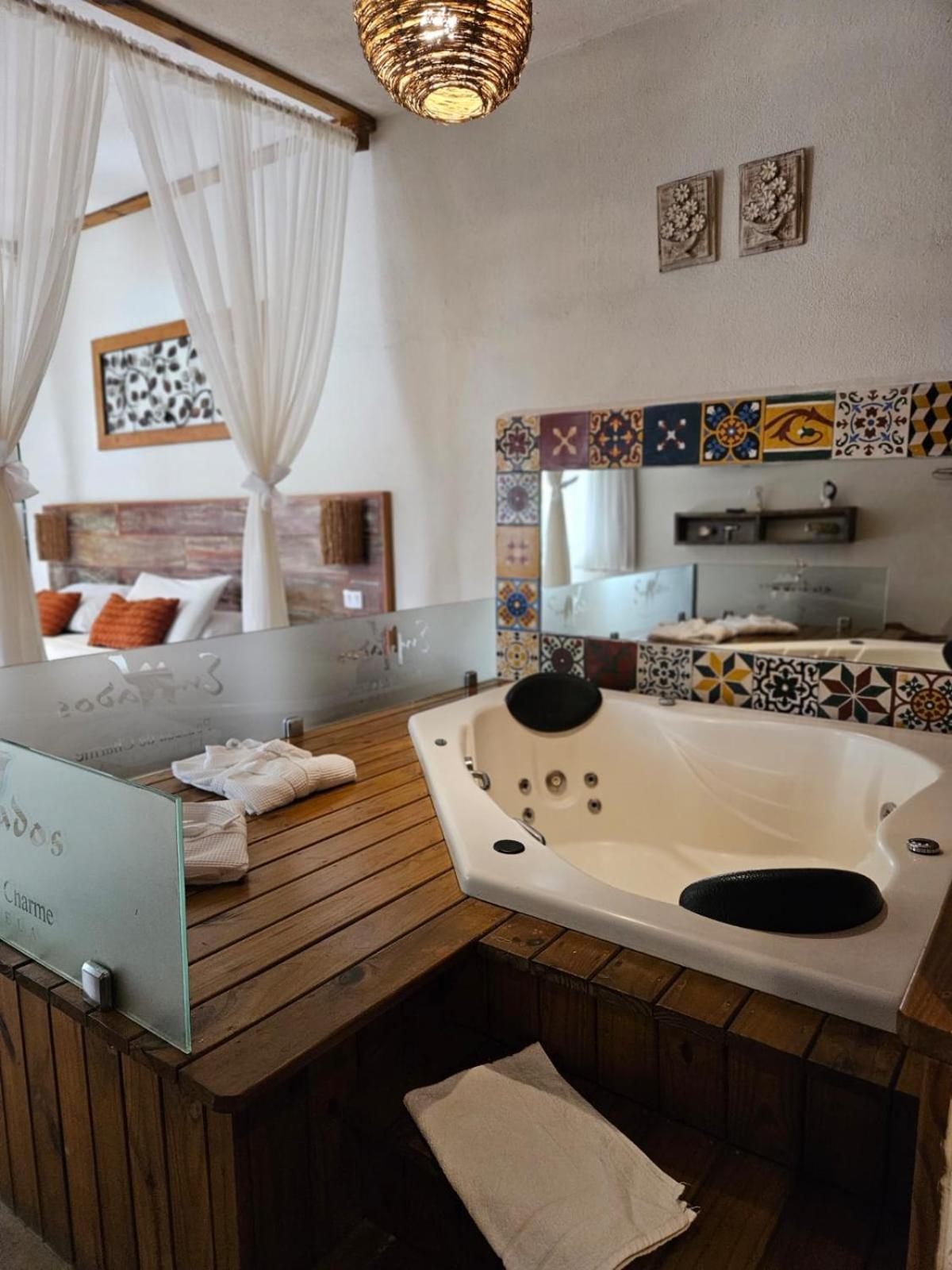 Suite Spa Bath