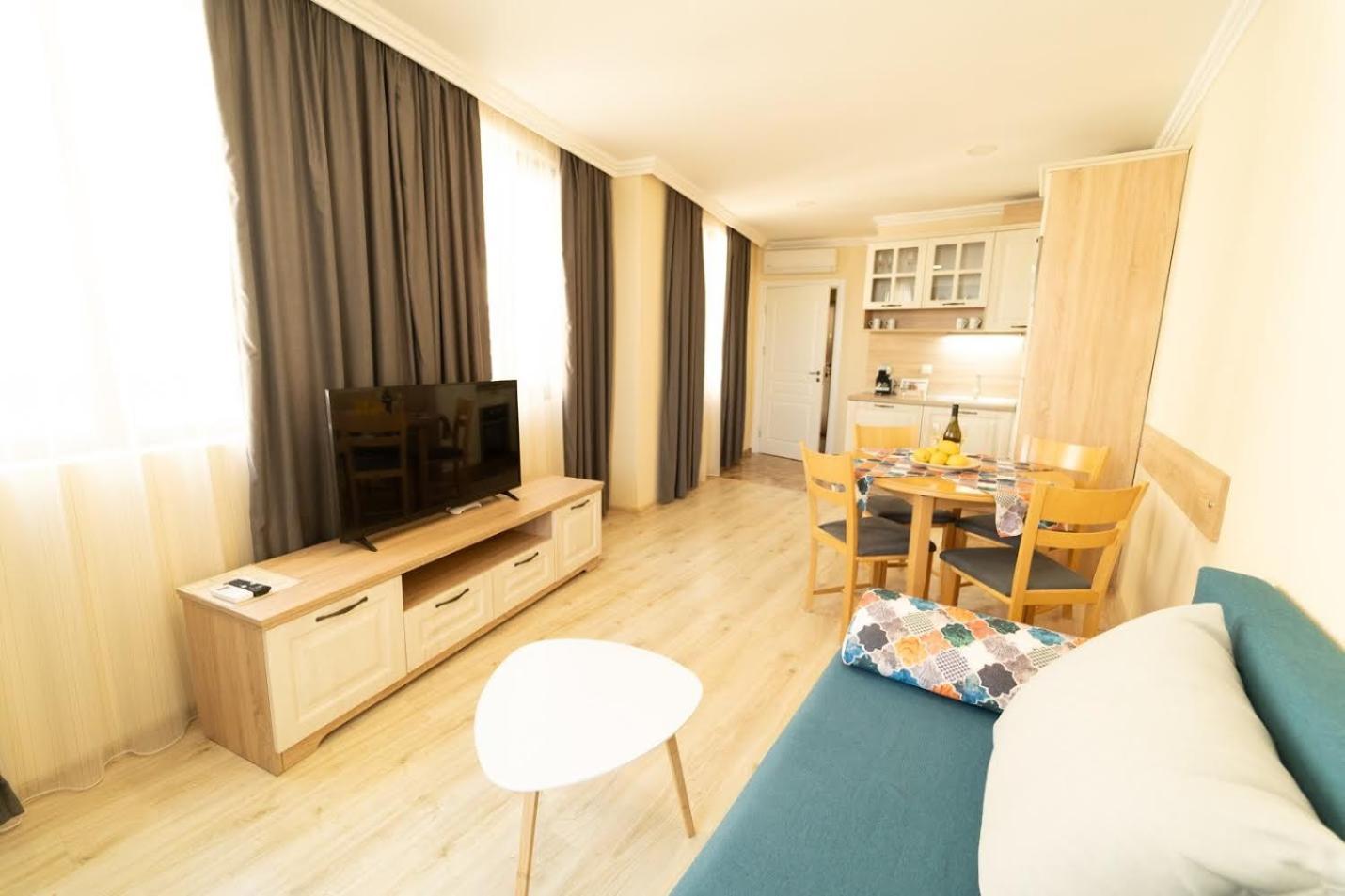 One-Bedroom Apartment Partial Sea View
