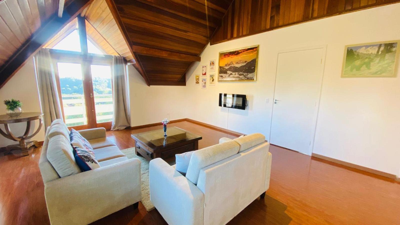 Deluxe Family Suite