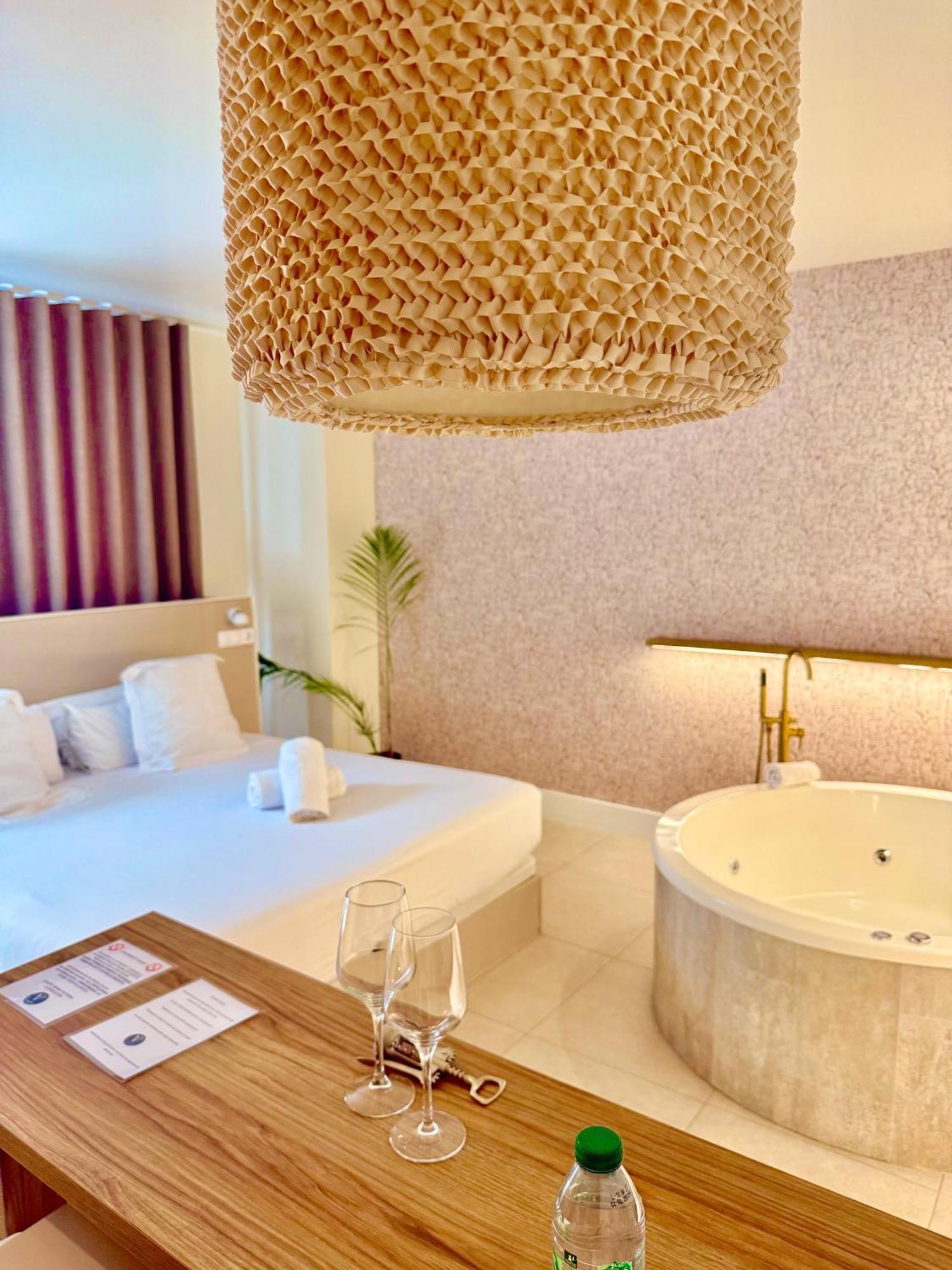Double Premium Jacuzzi