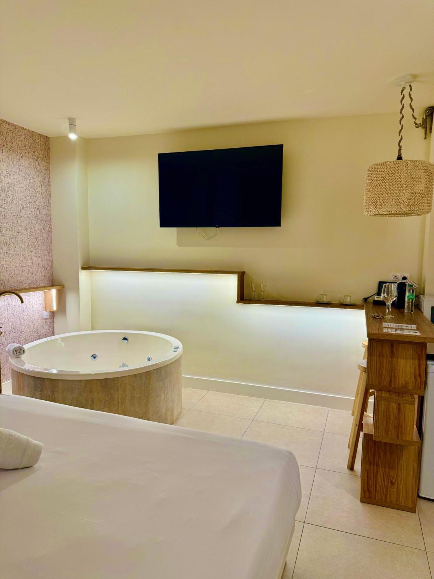 Double Premium Jacuzzi