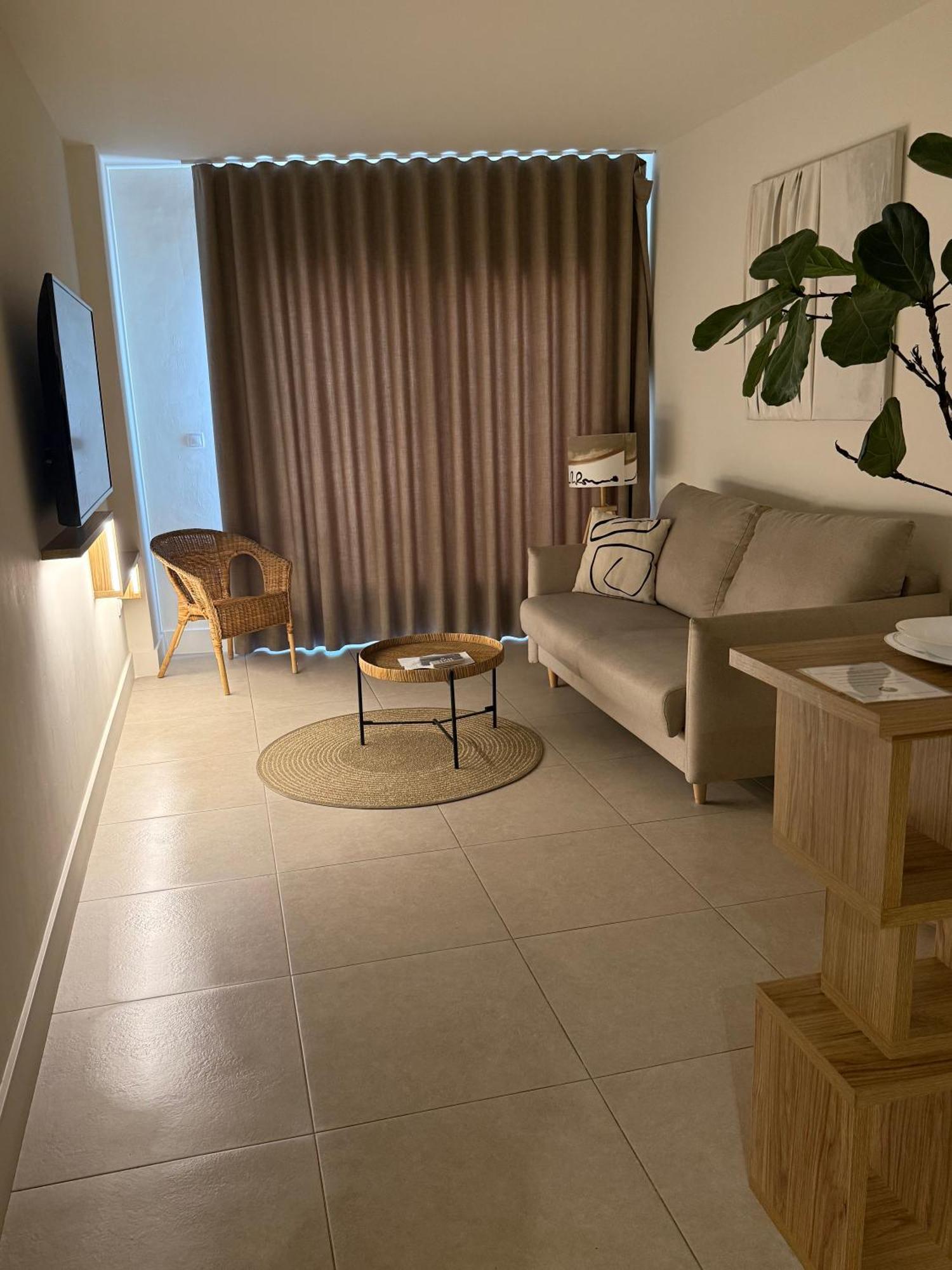 One-Bedroom Apartment Spa Bath