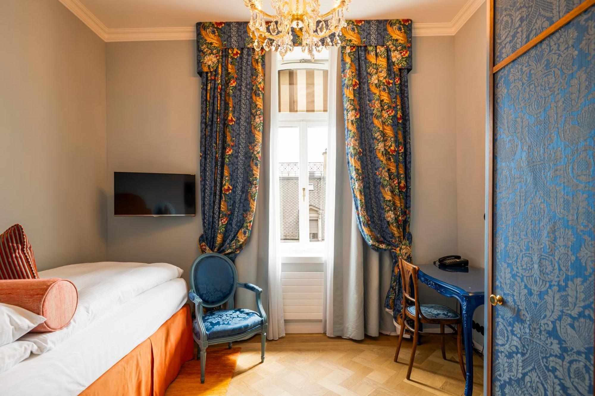Single Room