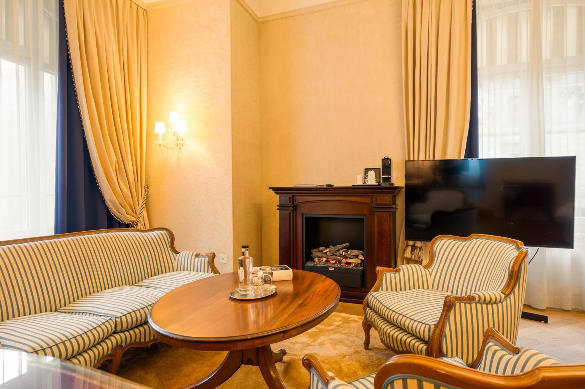 Suite