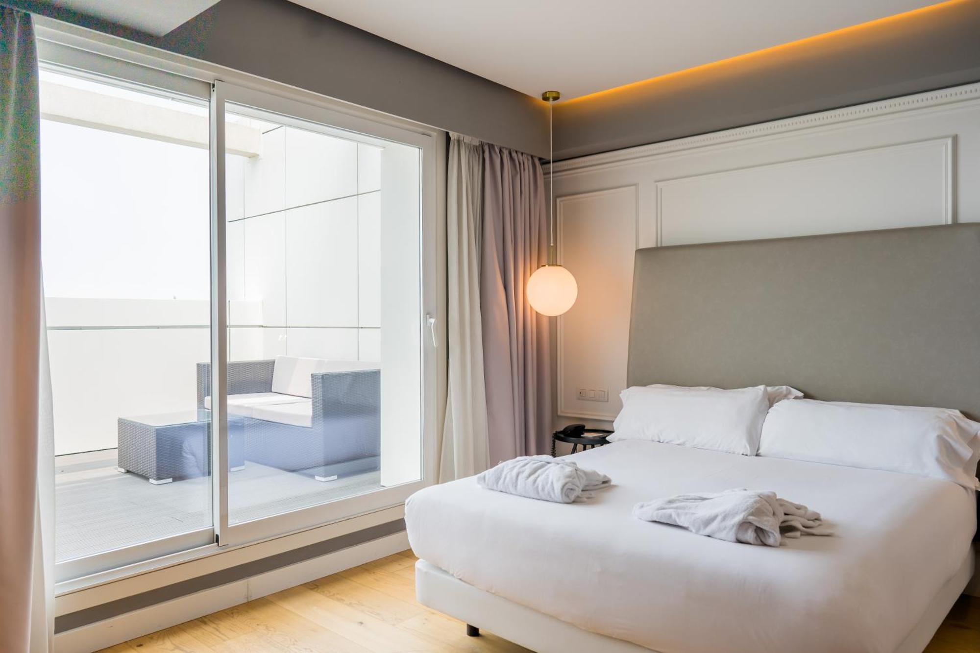 Deluxe Double Room Balcony Sea View