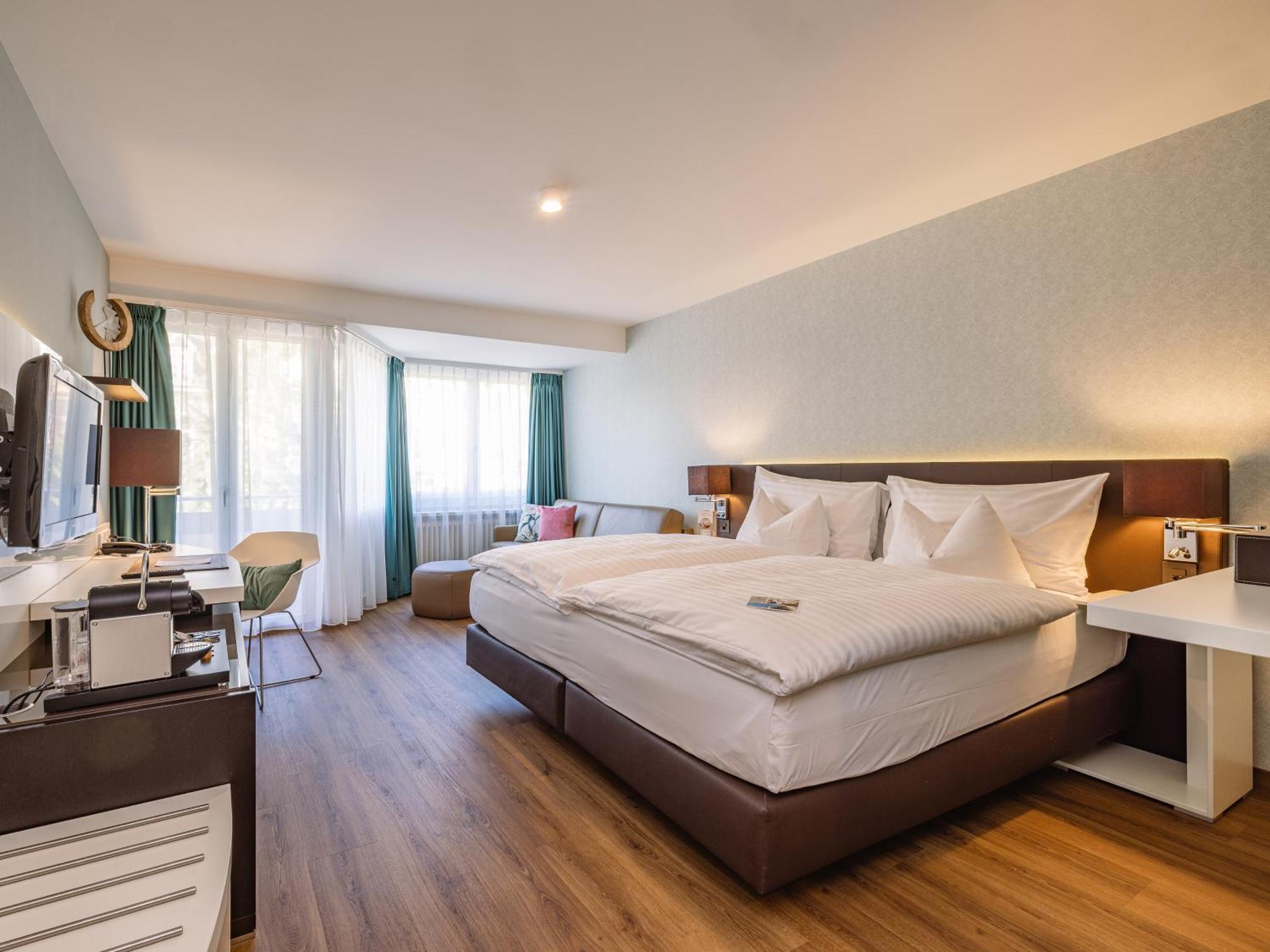 Deluxe Double or Twin Room