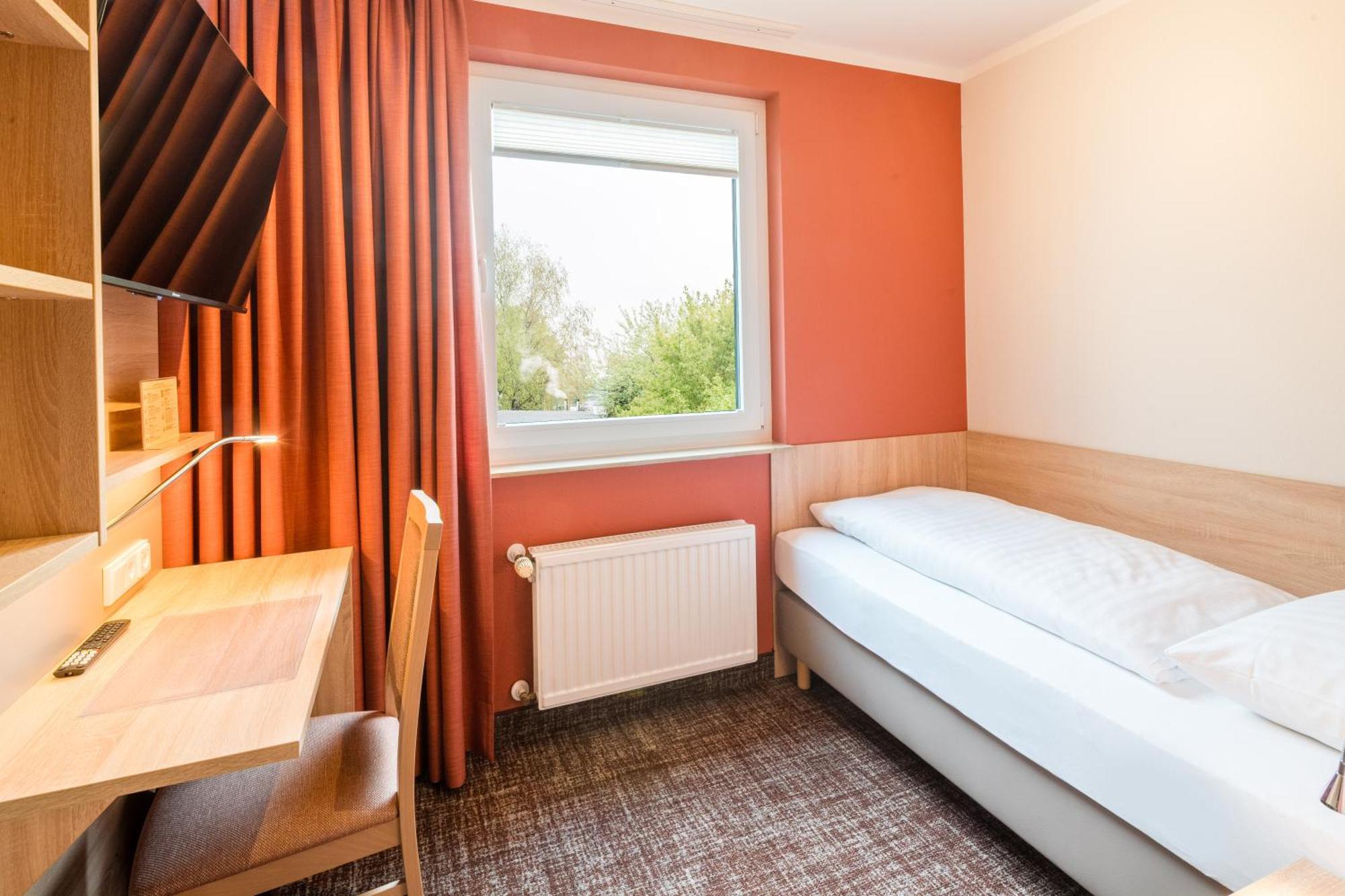 Standard Single Room