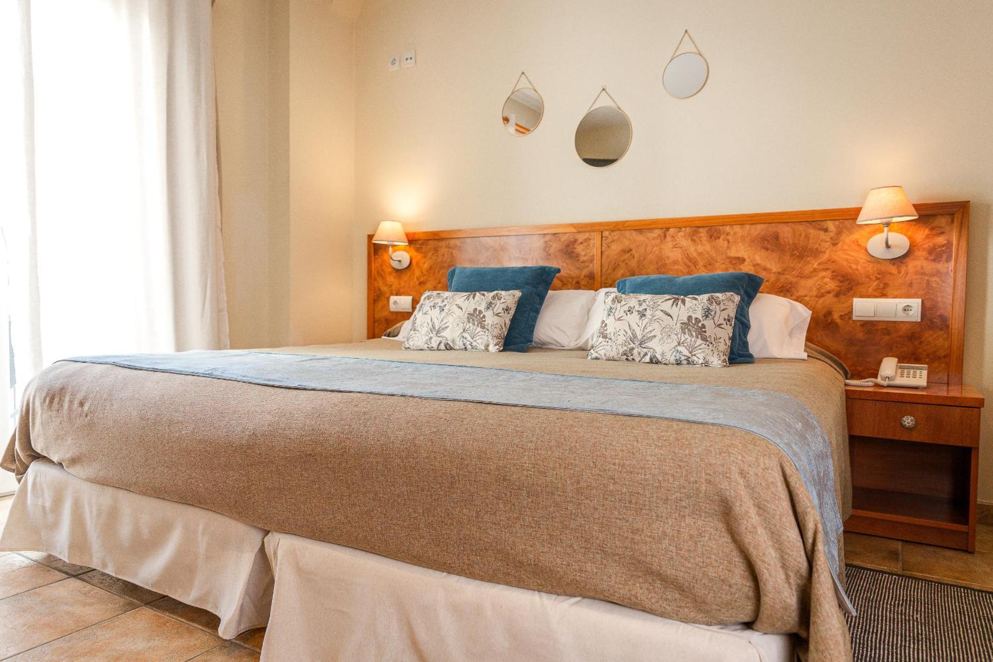 Premium King Room