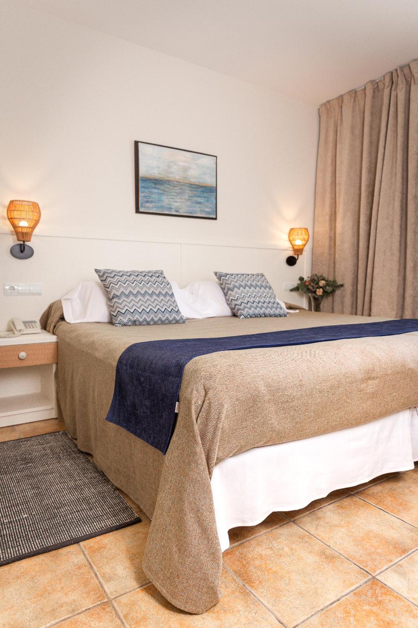 Premium King Room