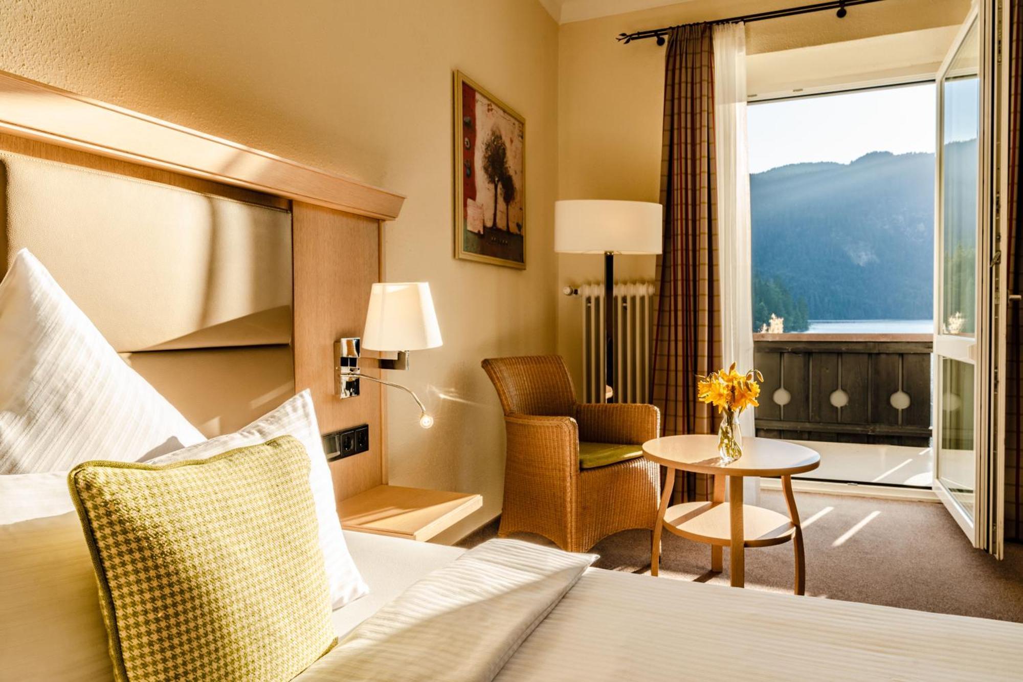 Single Room Lake View