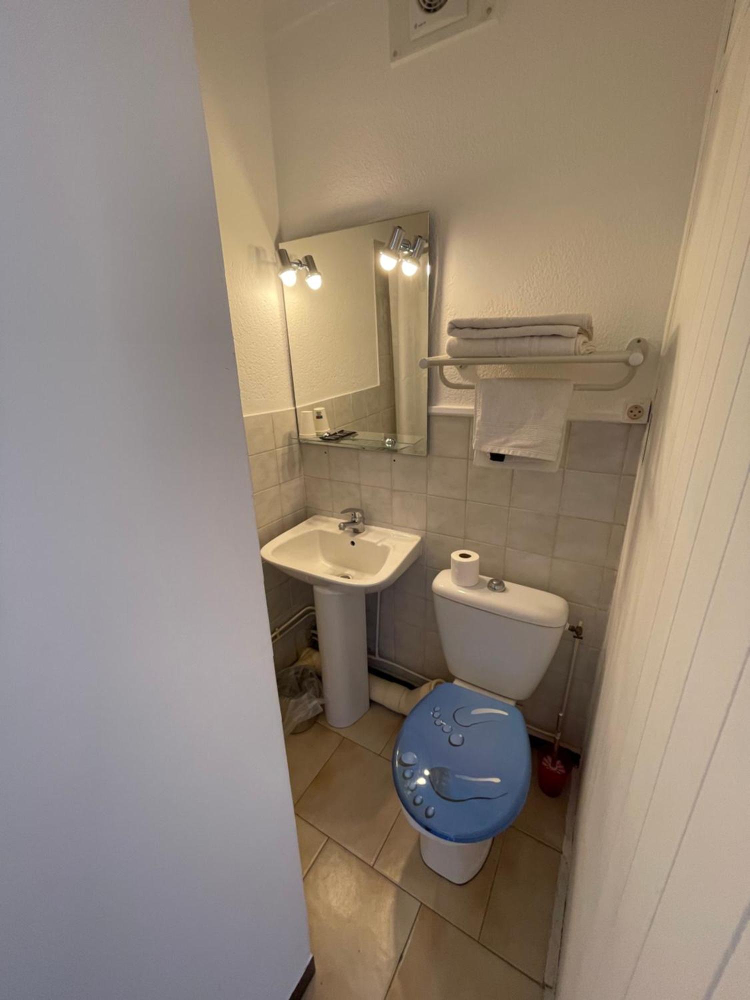 Small Twin Room