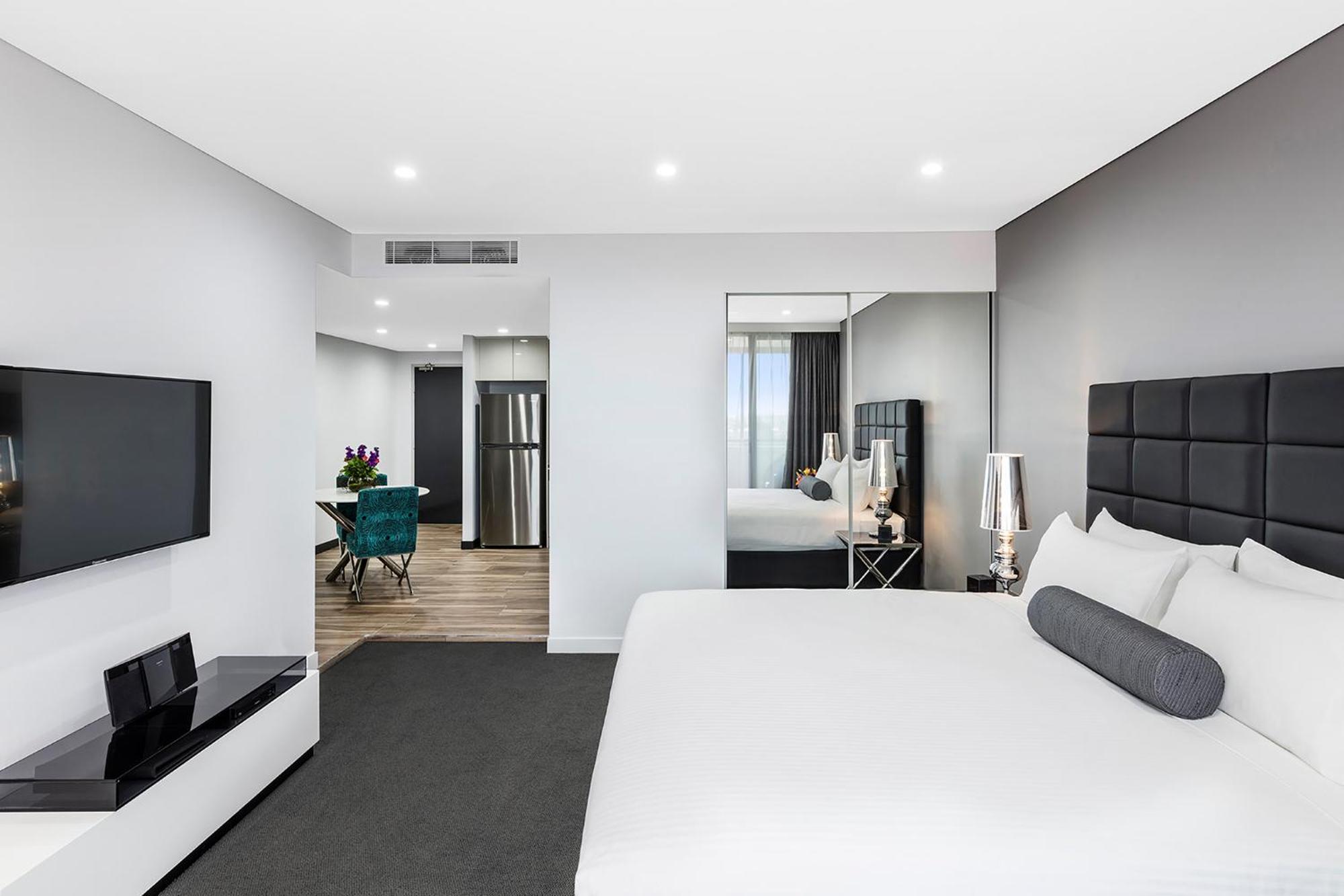 Studio Suite,1672572073:JPEG