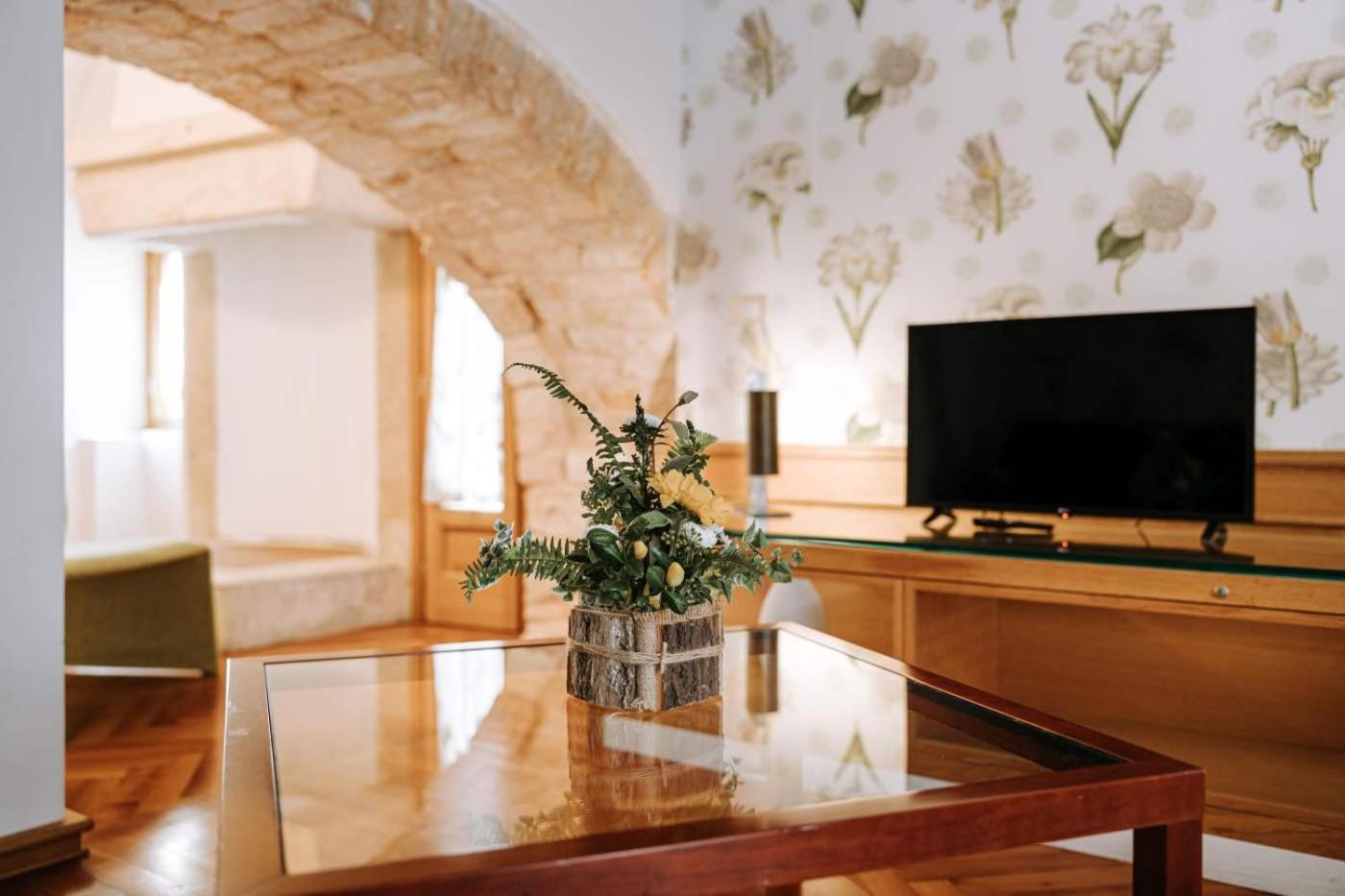Queen Suite Spa Bath