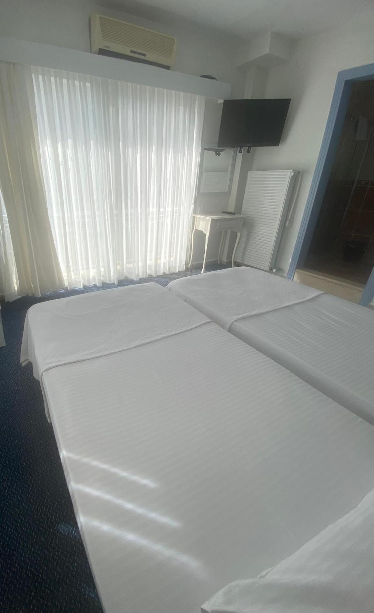 Economy Double or Twin Room Land View