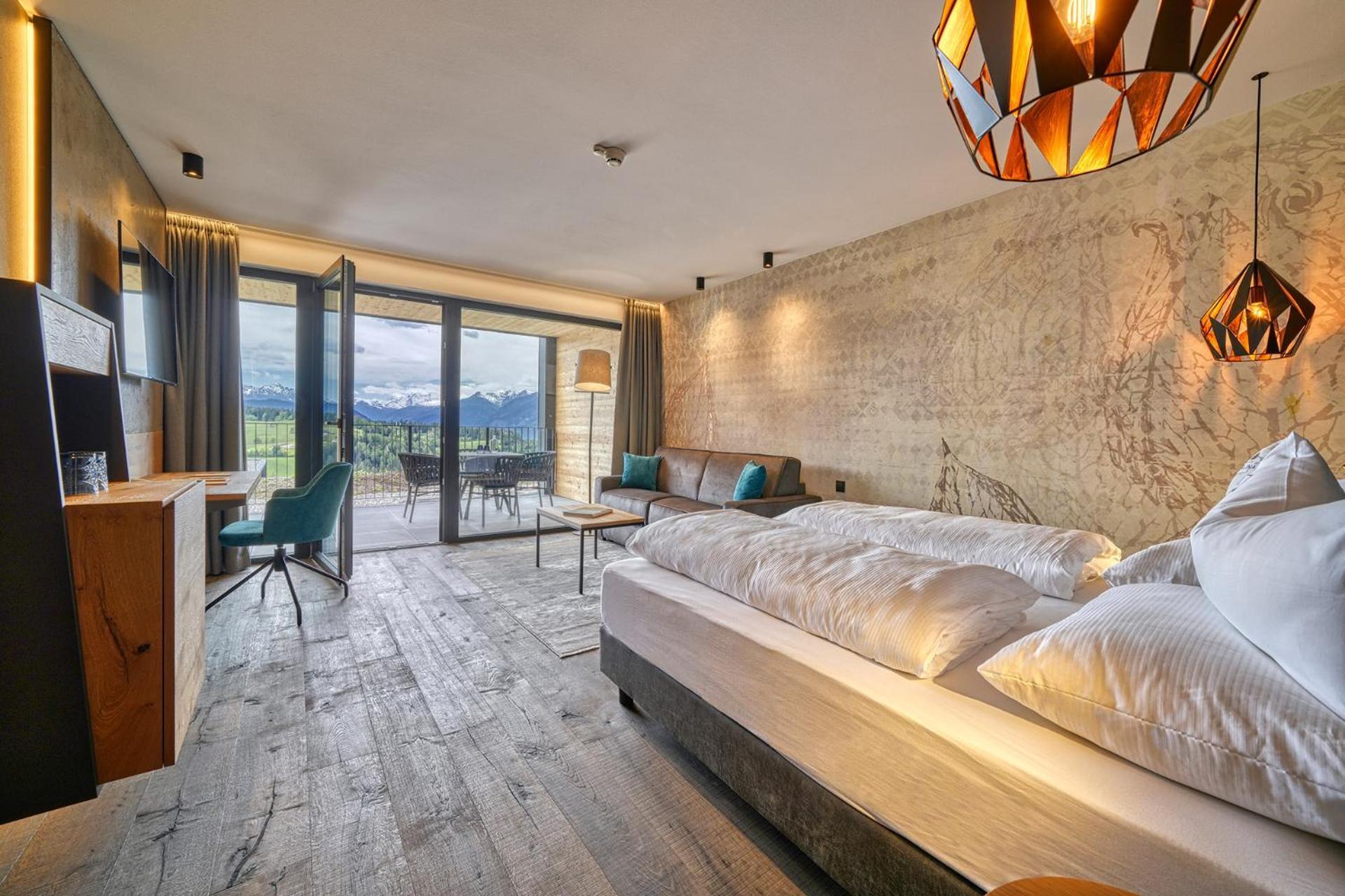 Junior Suite Mountain View