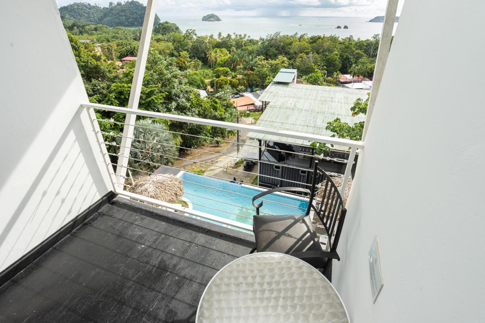 Quadruple Room Sea View