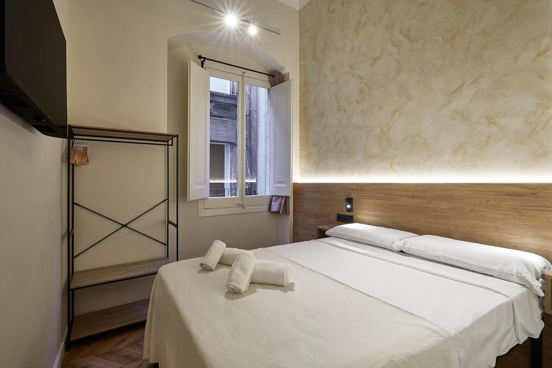 Double Room Private Bathroom