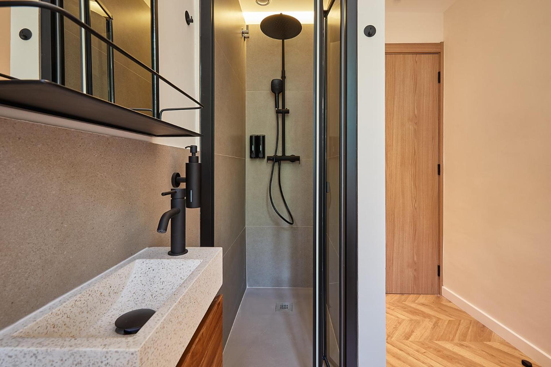 Double Room with Shared Bathroom,1672617453:JPEG