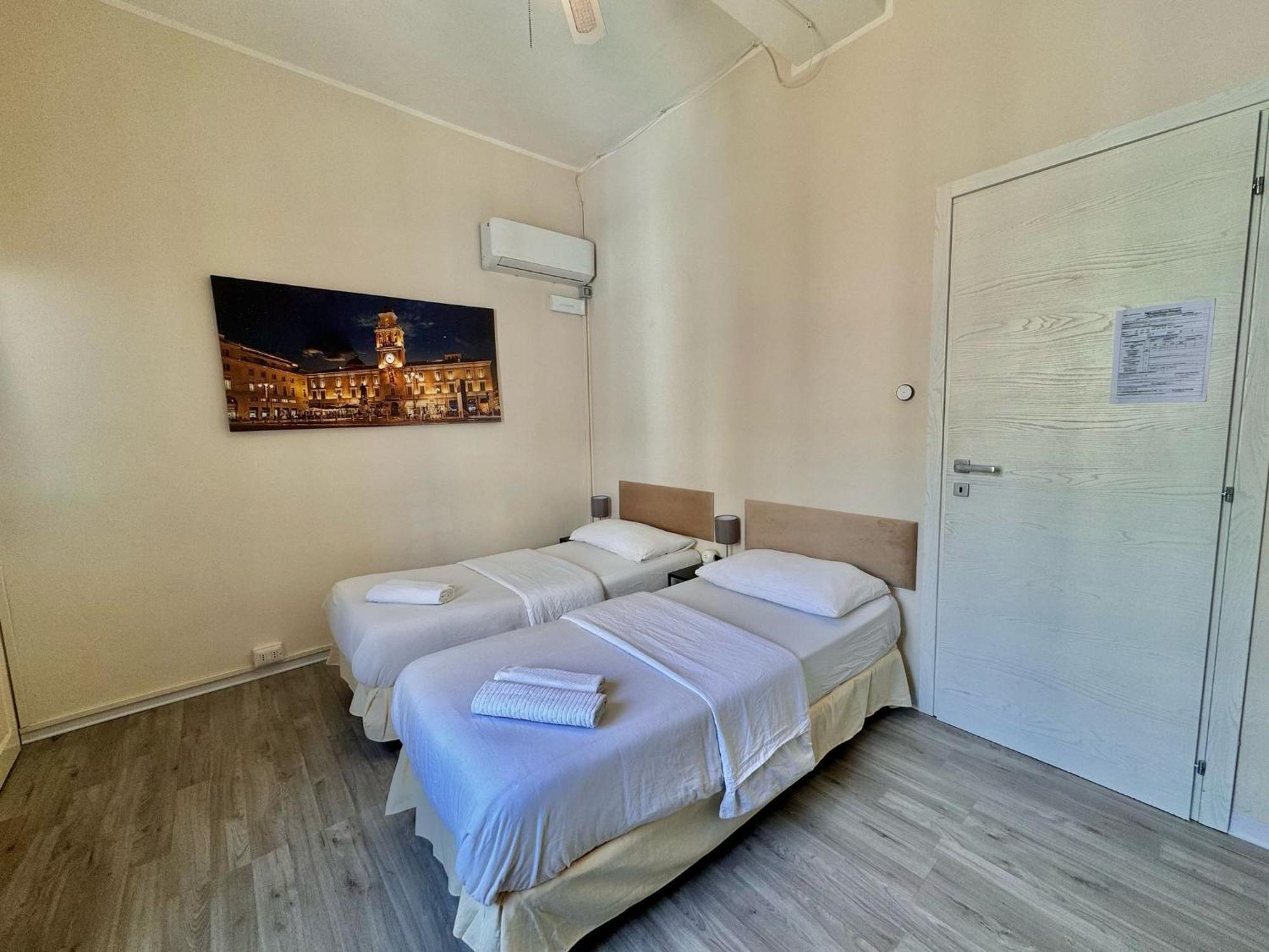 Twin Room Private Bathroom