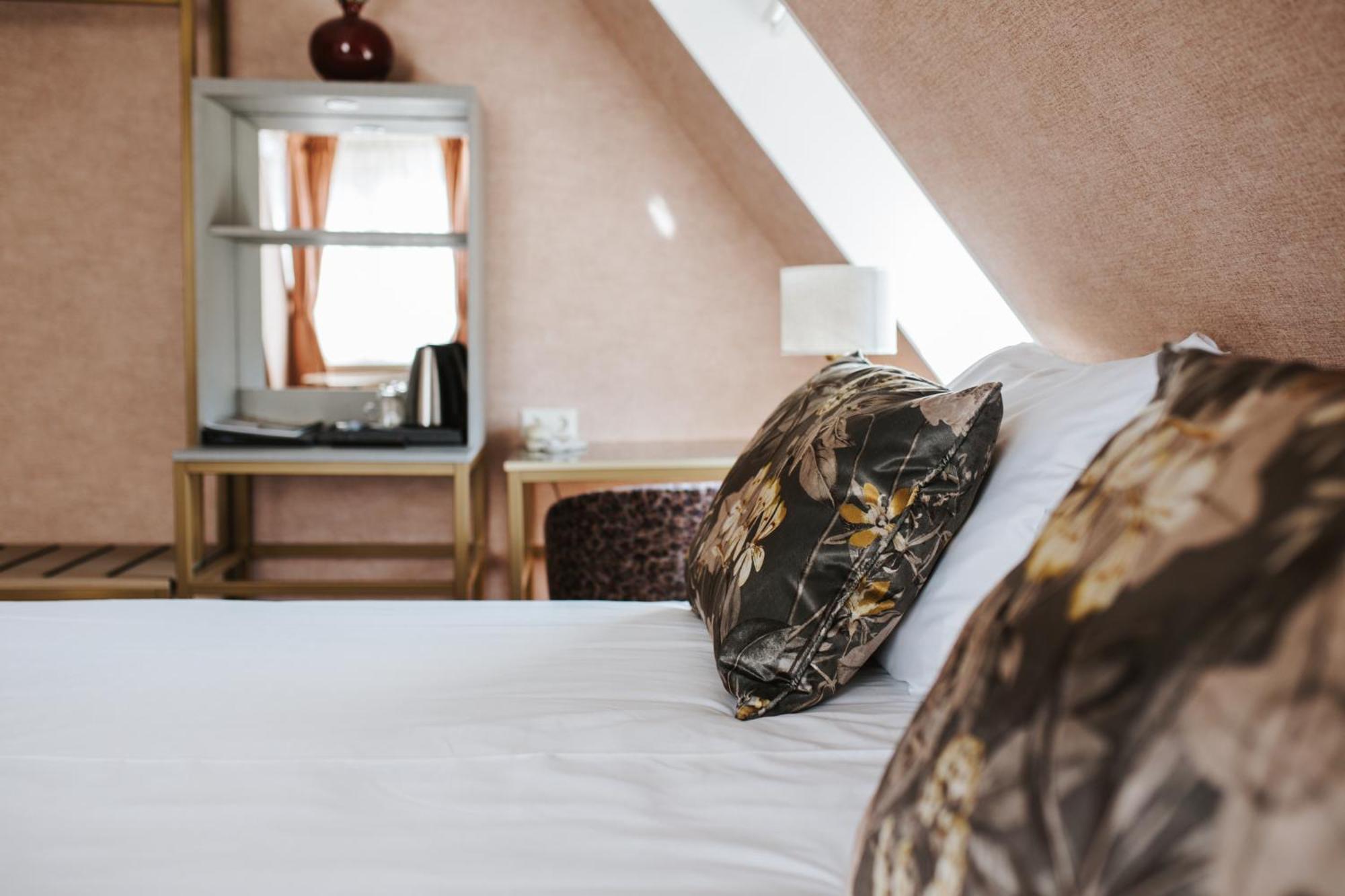 Basic Double Room