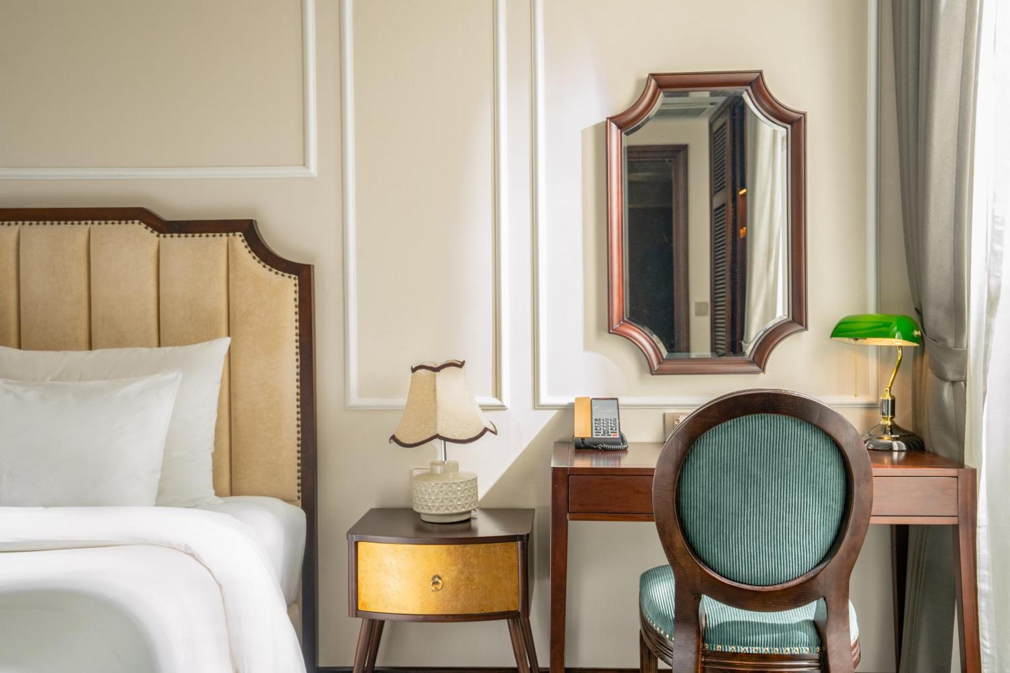 Executive Suite