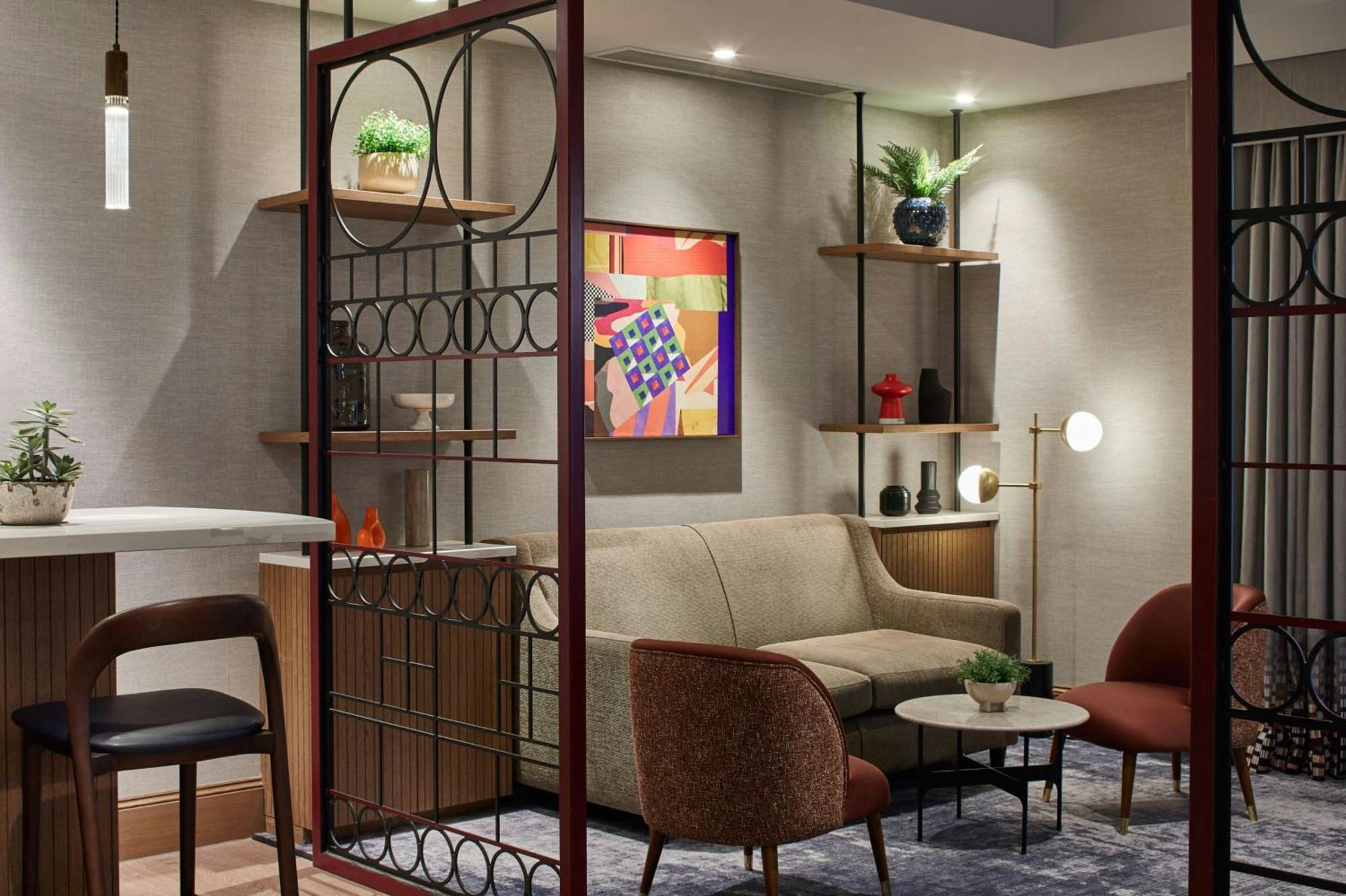 Club King Room Executive Lounge Access