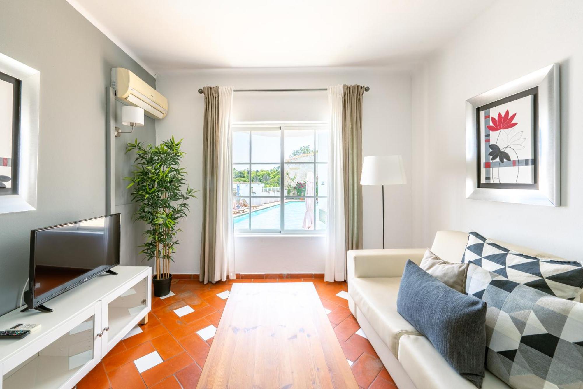 Duplex Apartment Side Sea View
