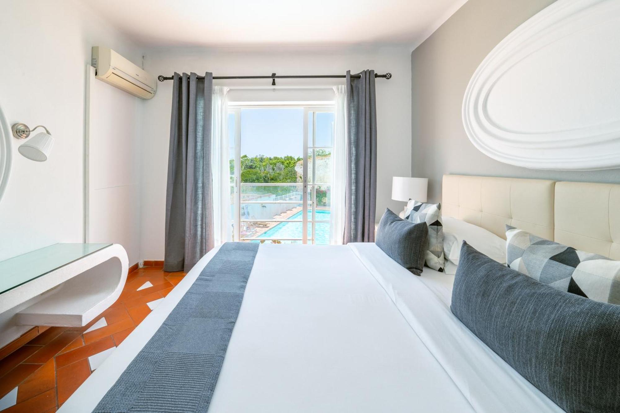 Duplex Apartment Side Sea View