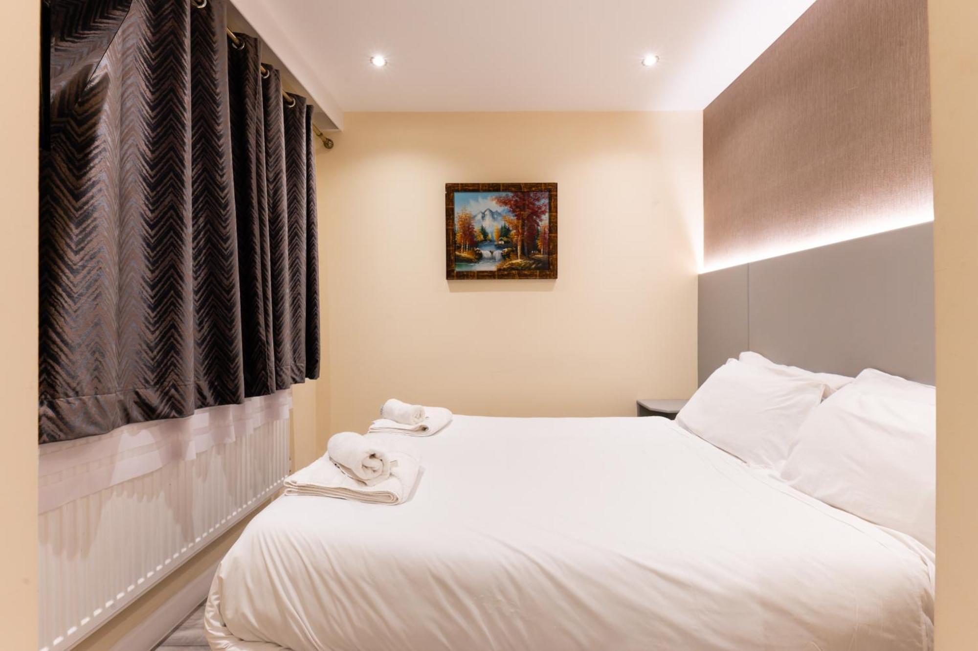 Luxury Triple Room