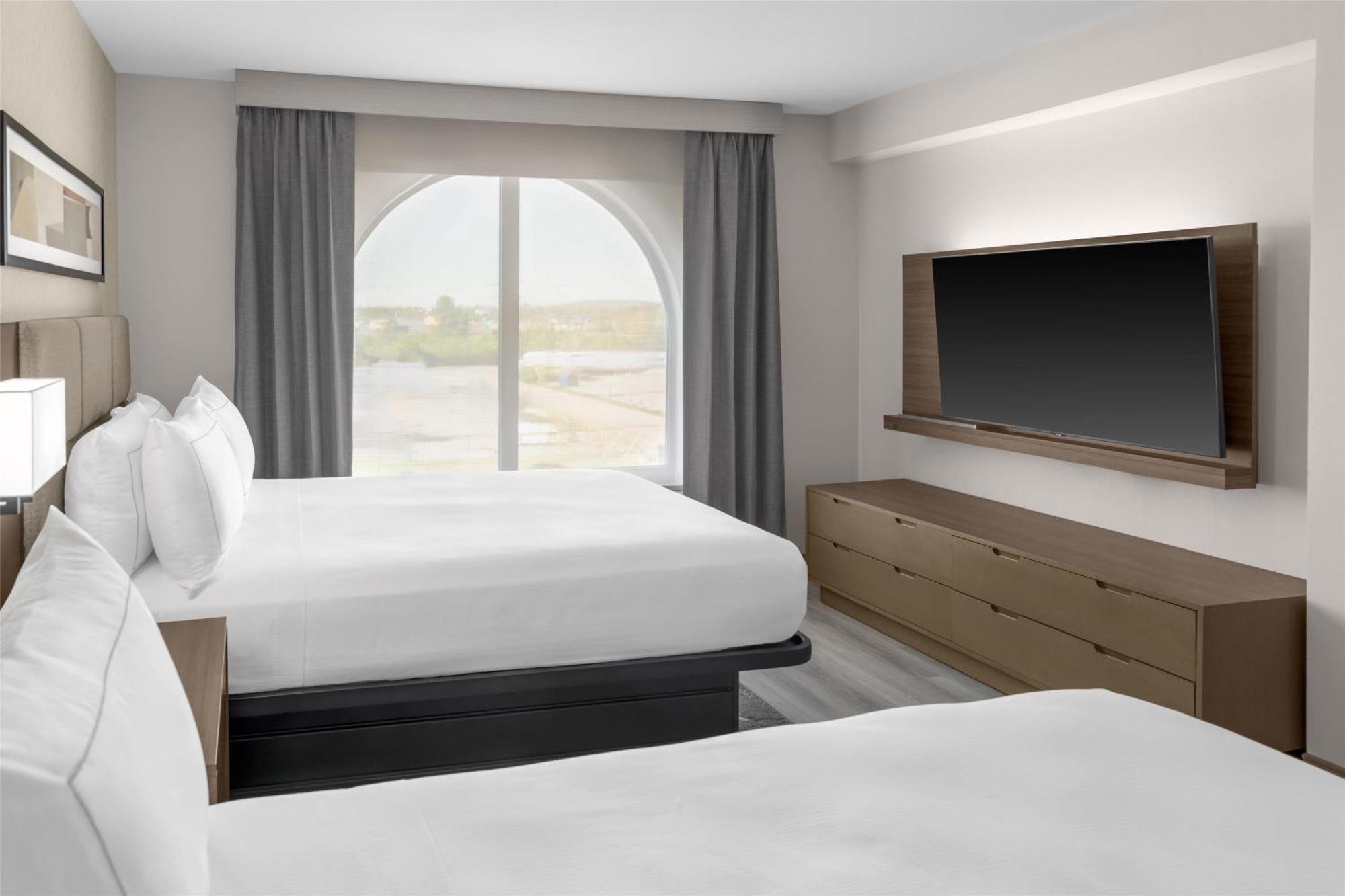 One-Bedroom Suite Two Queen Beds Sofa Bed