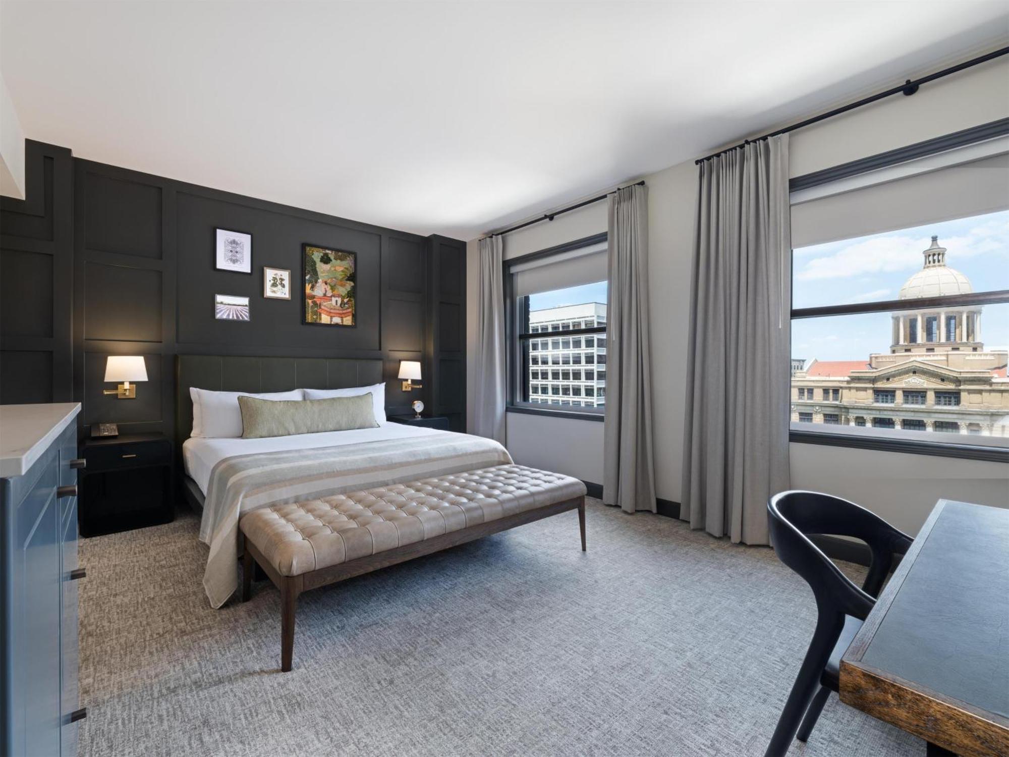 Deluxe King Room