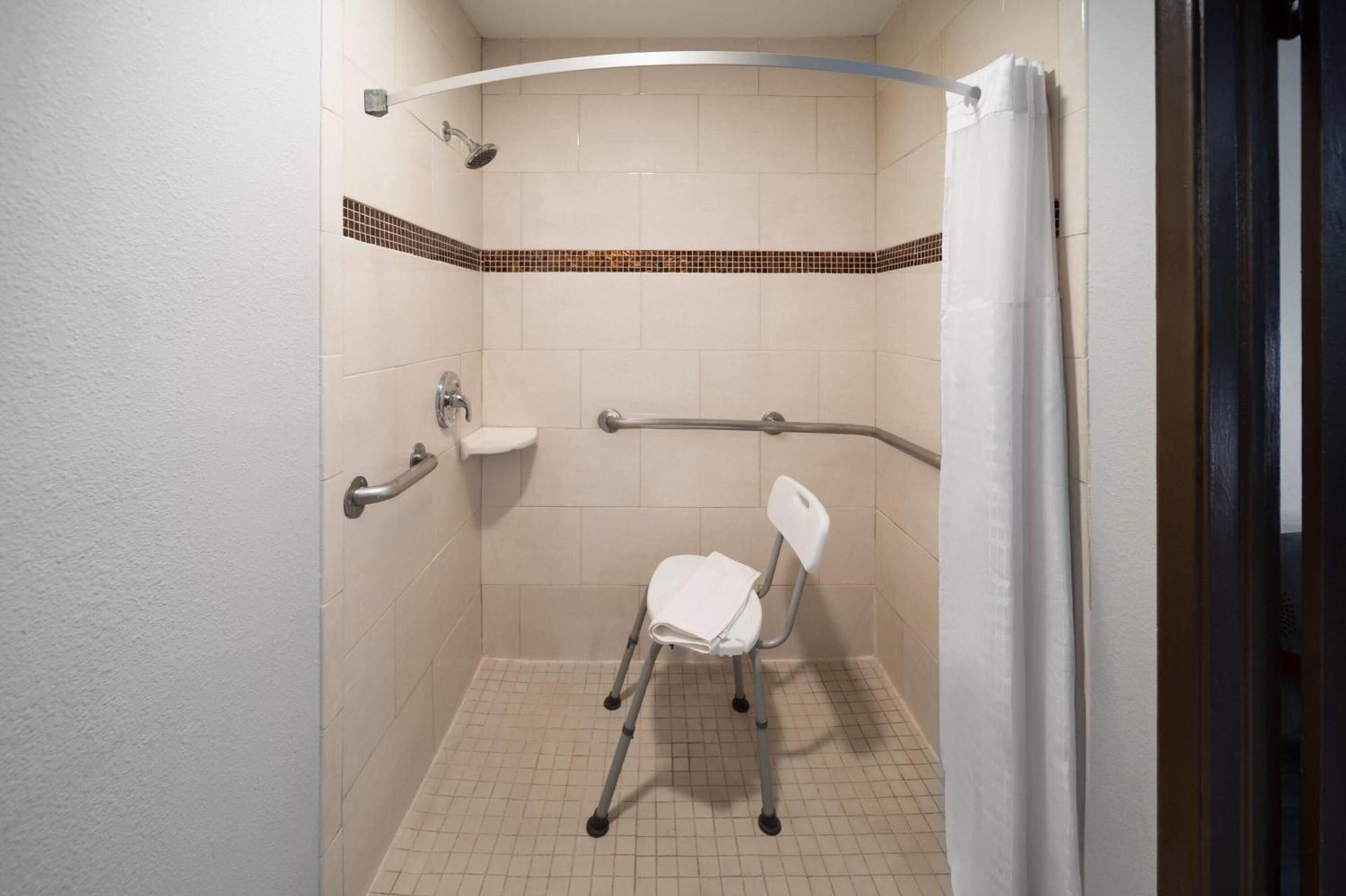 Double Room Two Double Beds Roll Shower Mobility or Hearing Accessible