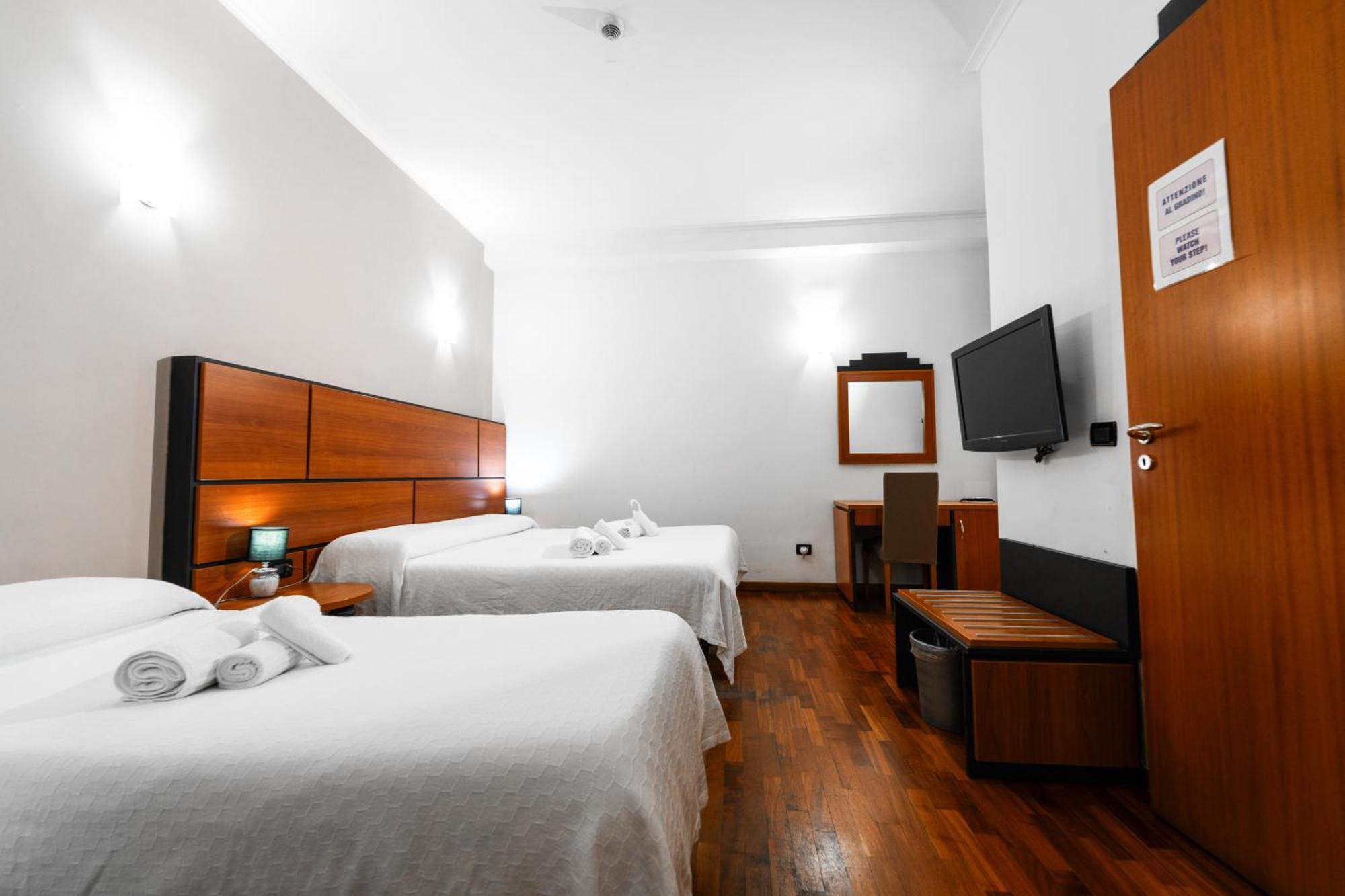 Basic Triple Room