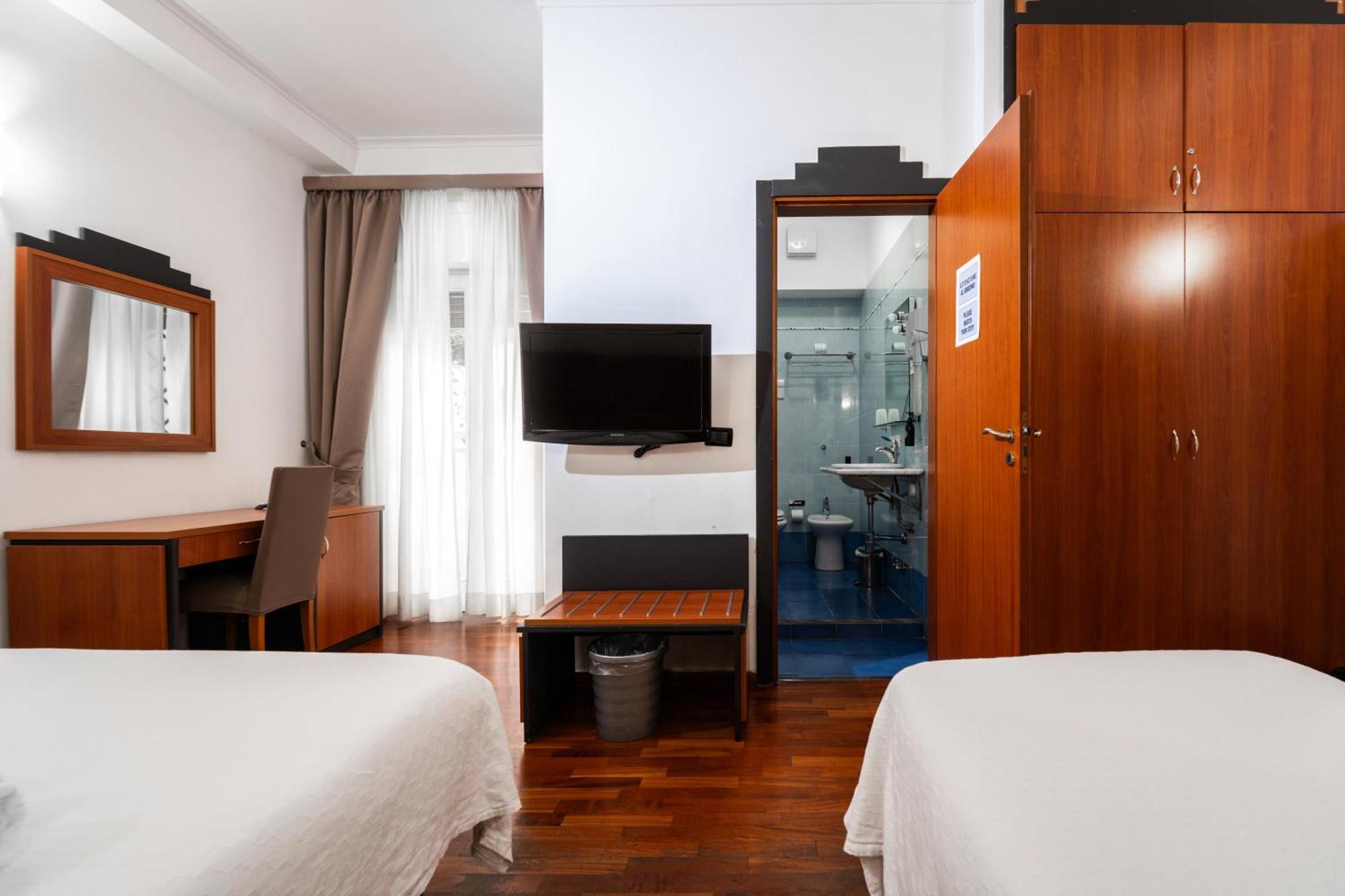 Basic Triple Room