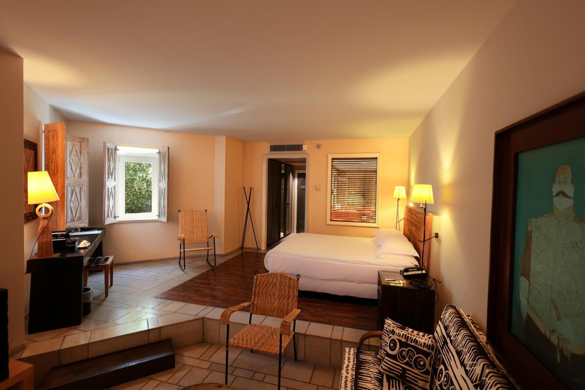Corner Suite Sea View