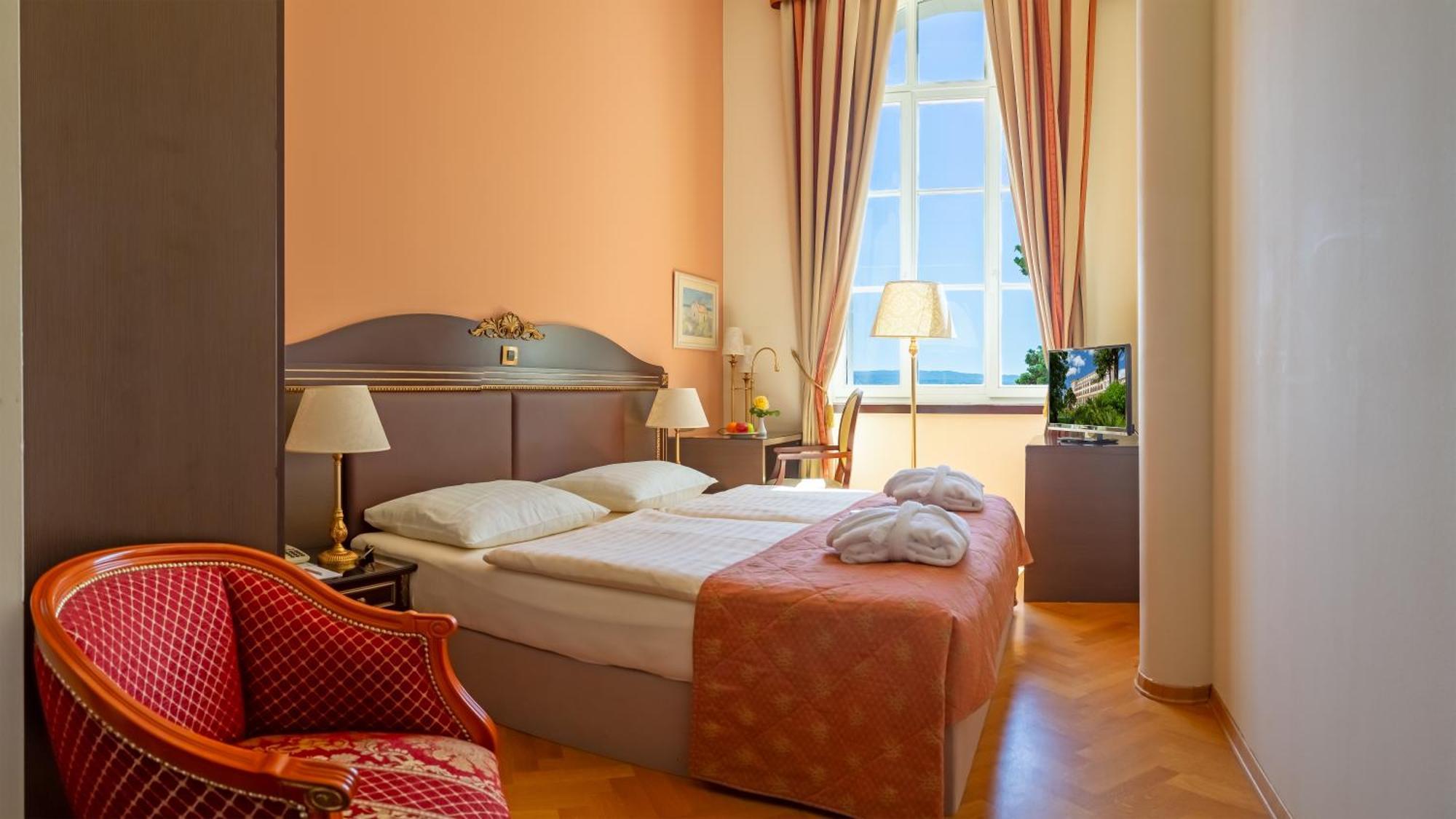 Double Room Partial Sea View