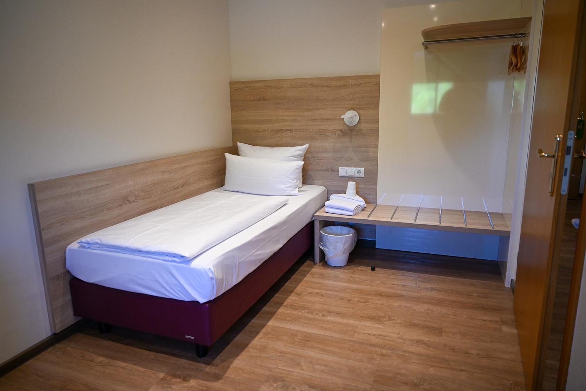 Large Double Room
