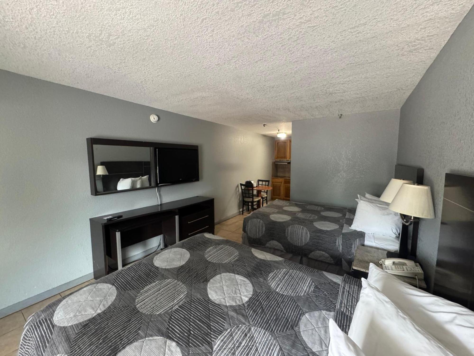 Standard Room Two Double Beds Non-Smoking