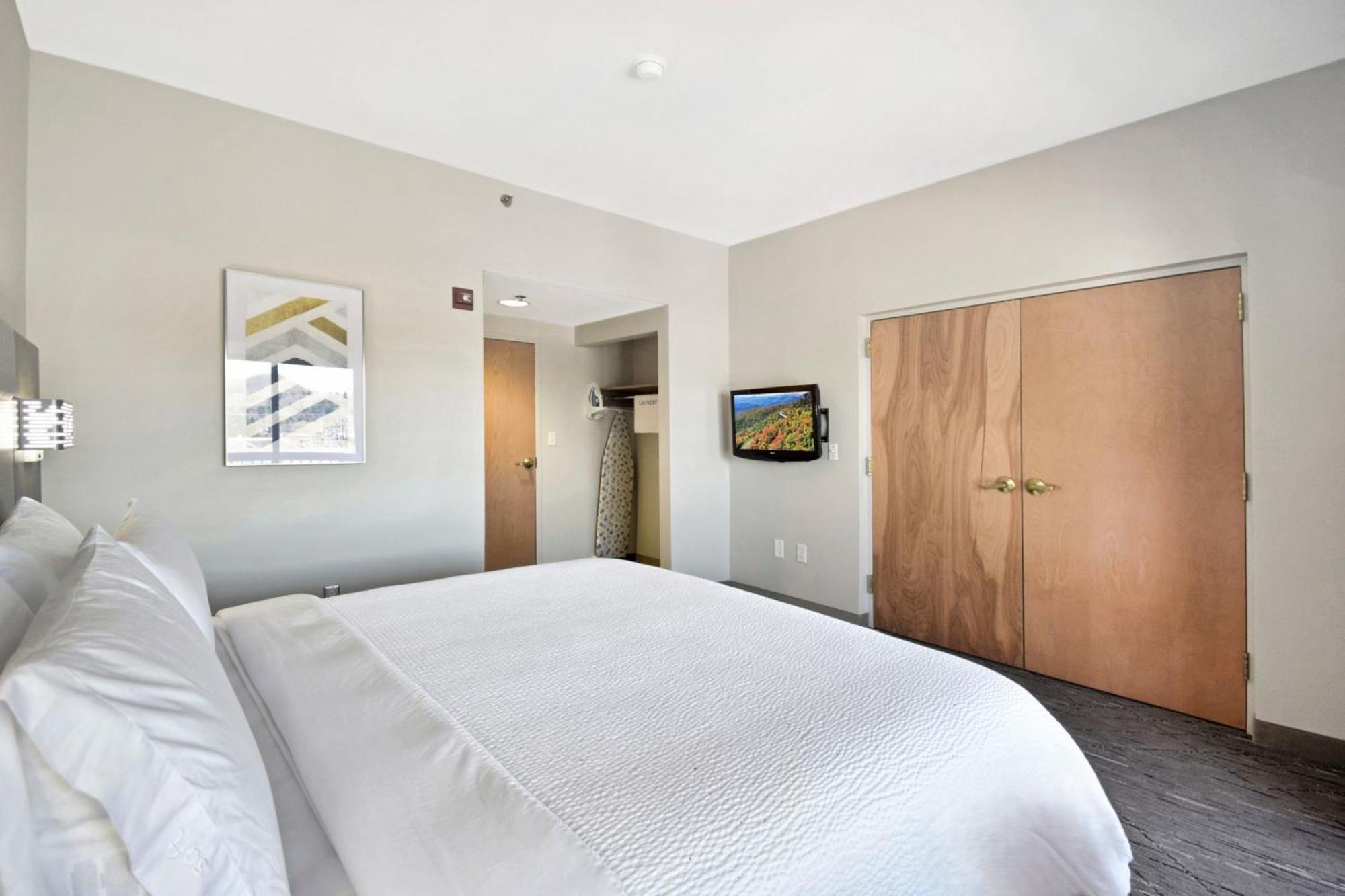 One-Bedroom Suite Roll Shower Mobility Accessible