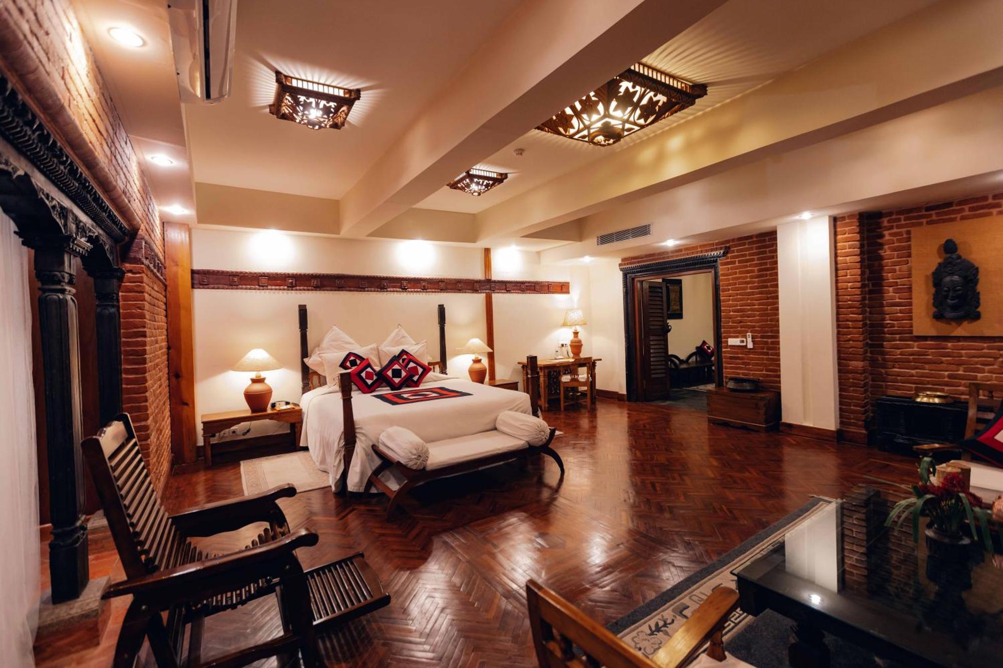 Royal Suite on F&B at Outlets Early check Check out upto 2 hours Subject to Availability
