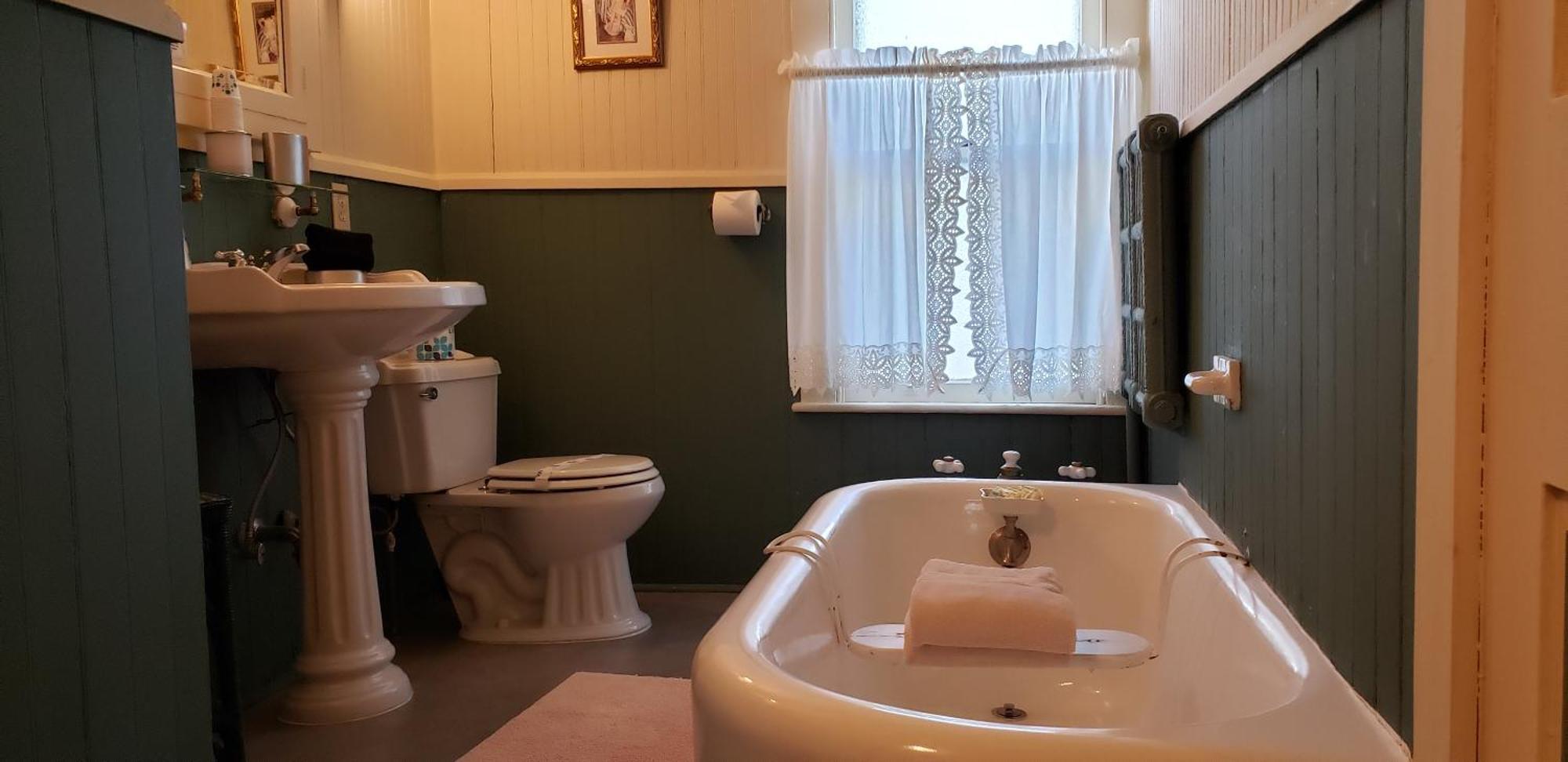 Queen Room