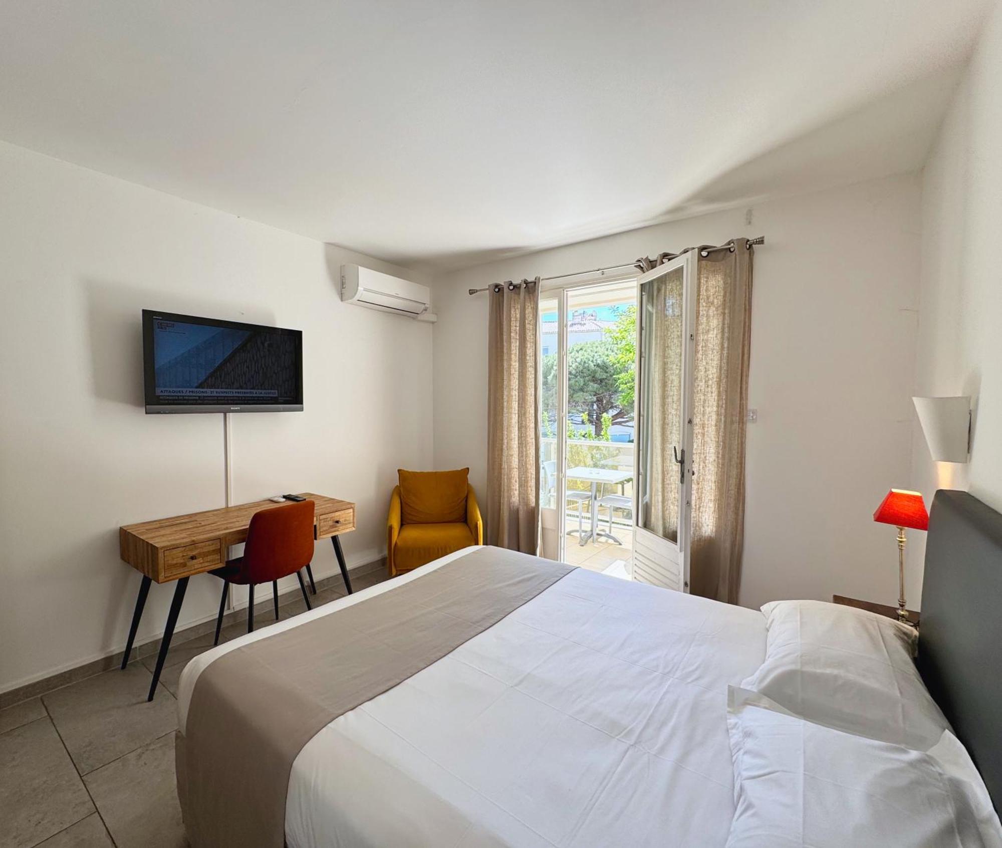 Superior Room One King One Single Bed Non-Smoking