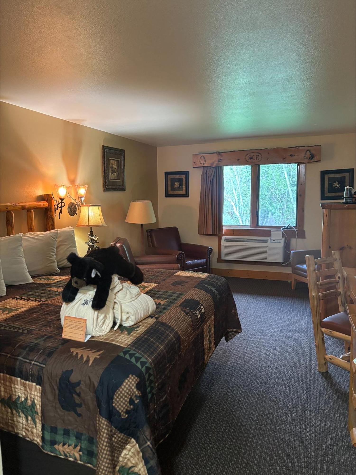 King Room with Mountain View