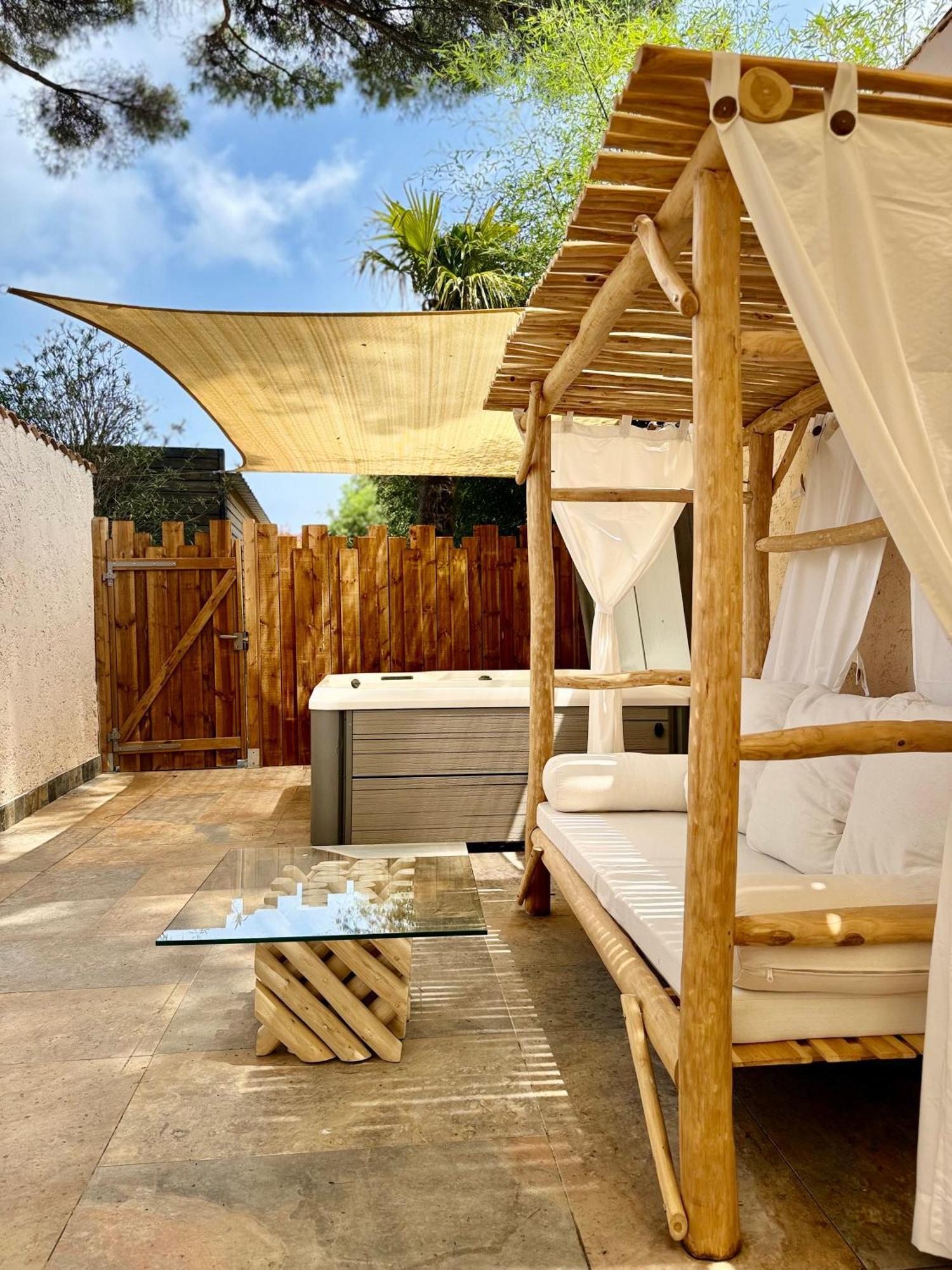 Suite Hot Tub