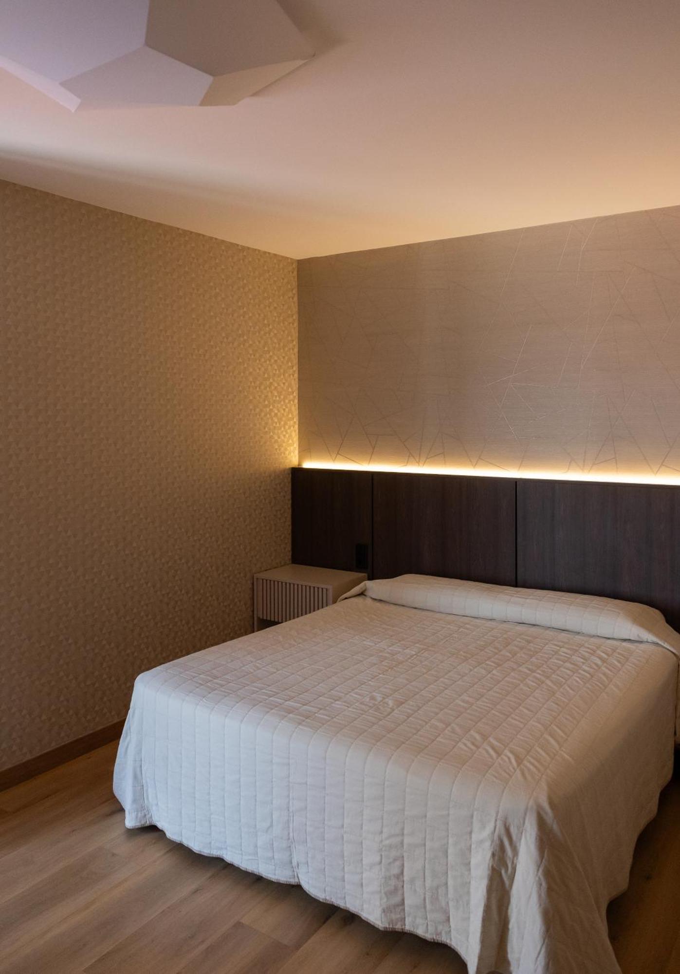 Triple Room (2 Adults + 1 Child),1675803282:JPEG
